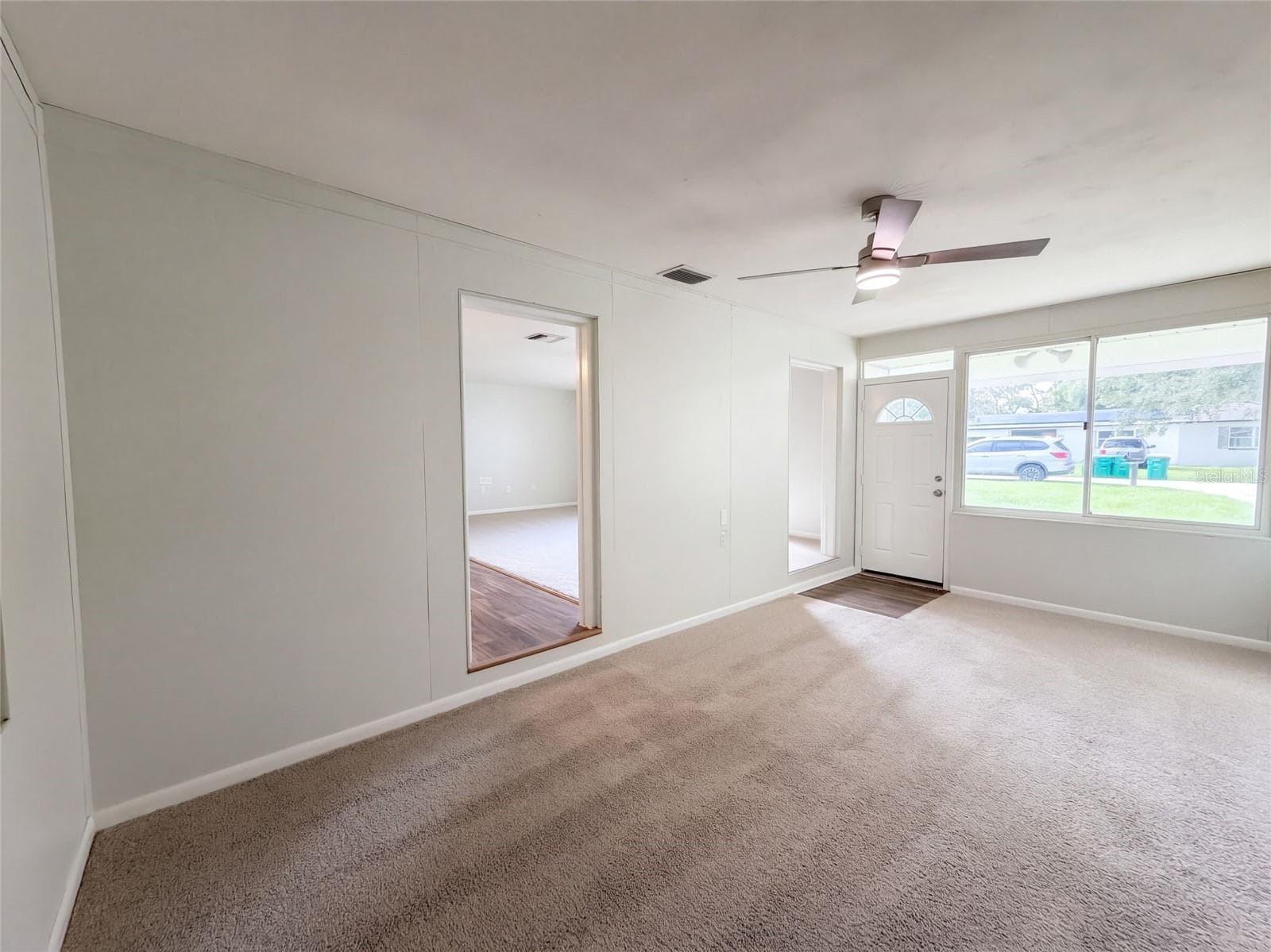 Single Family Residence at 411 W SEMINOLE AVE, EUSTIS, photo 13 of 23
