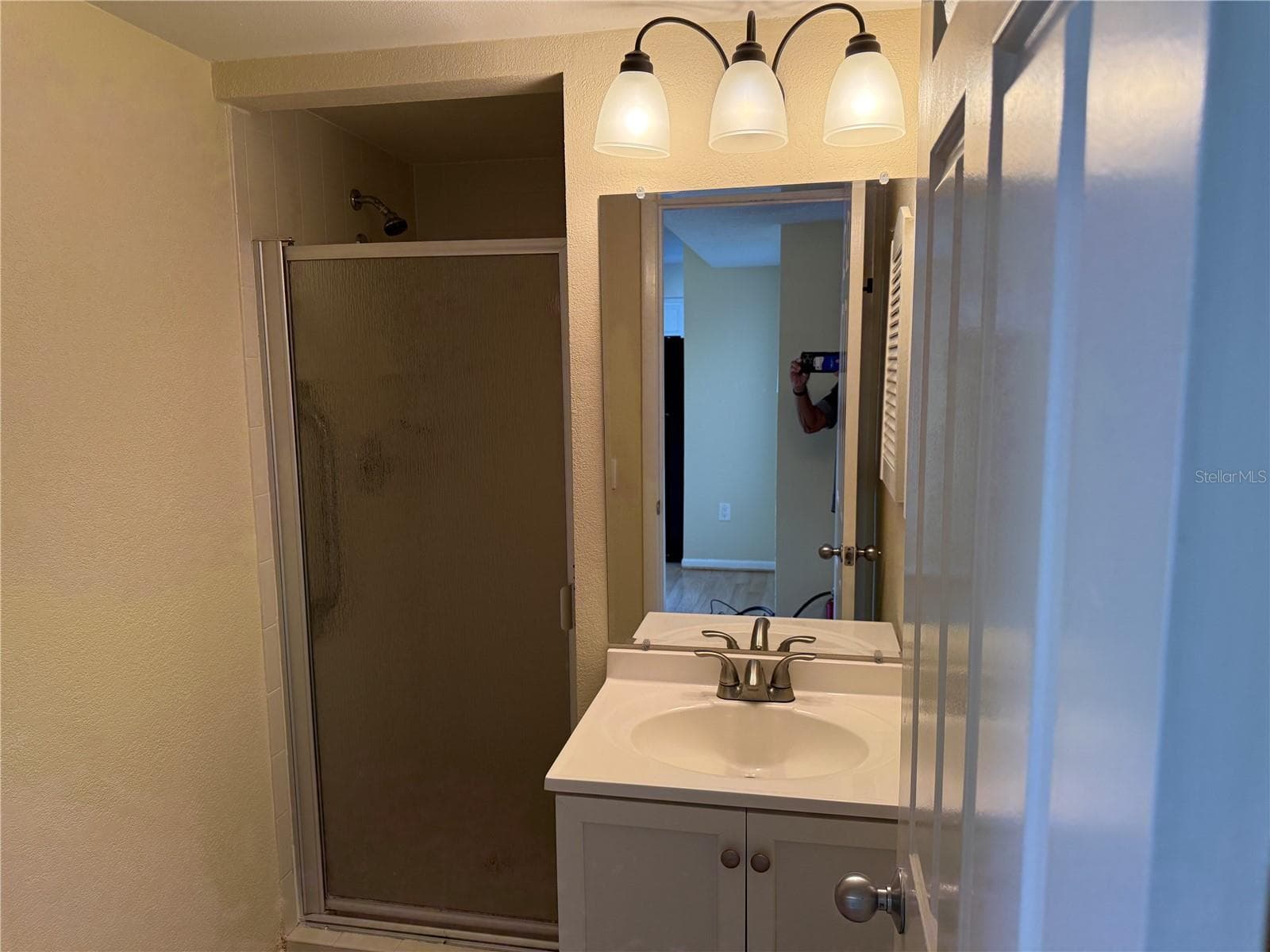 guest bathroom - 5697 ASHTON LAKE DR #6, SARASOTA