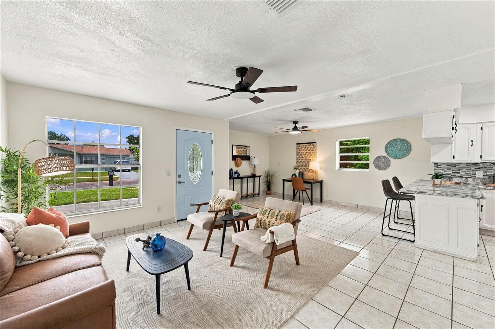 Single Family Residence at 1719 JULIAN LANE DR, TAMPA, photo 2 of 19