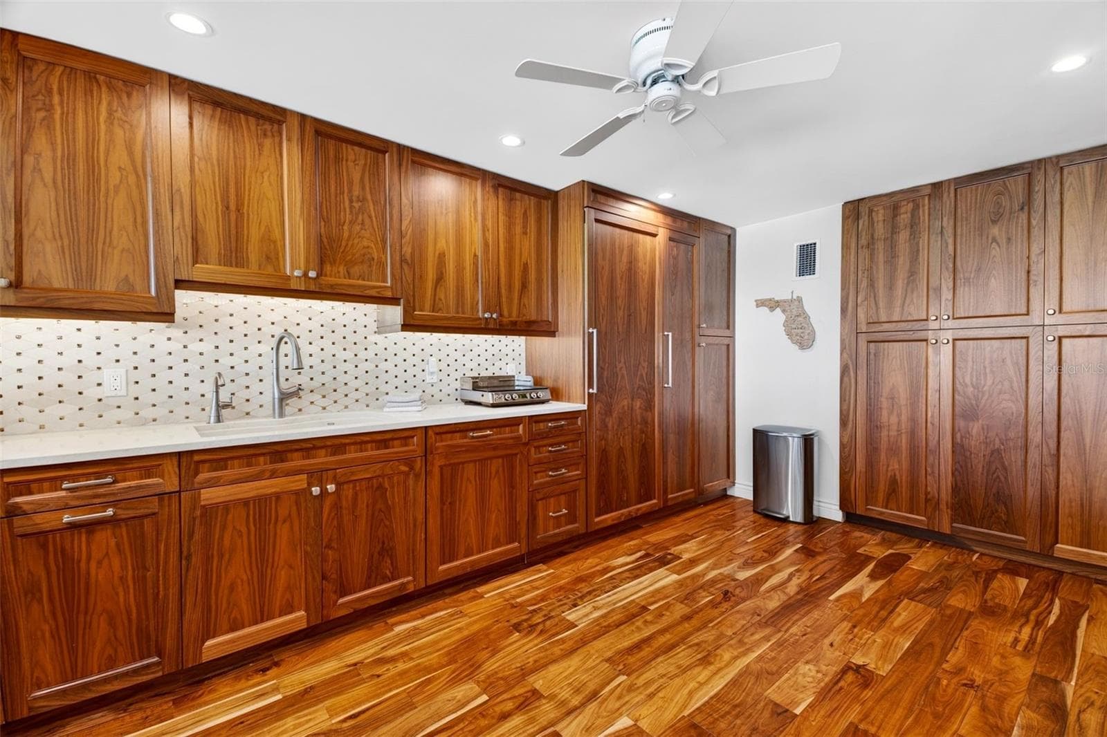 4708 Ocean Boulevard, unit E4 - 4708 OCEAN BLVD #E4, SARASOTA