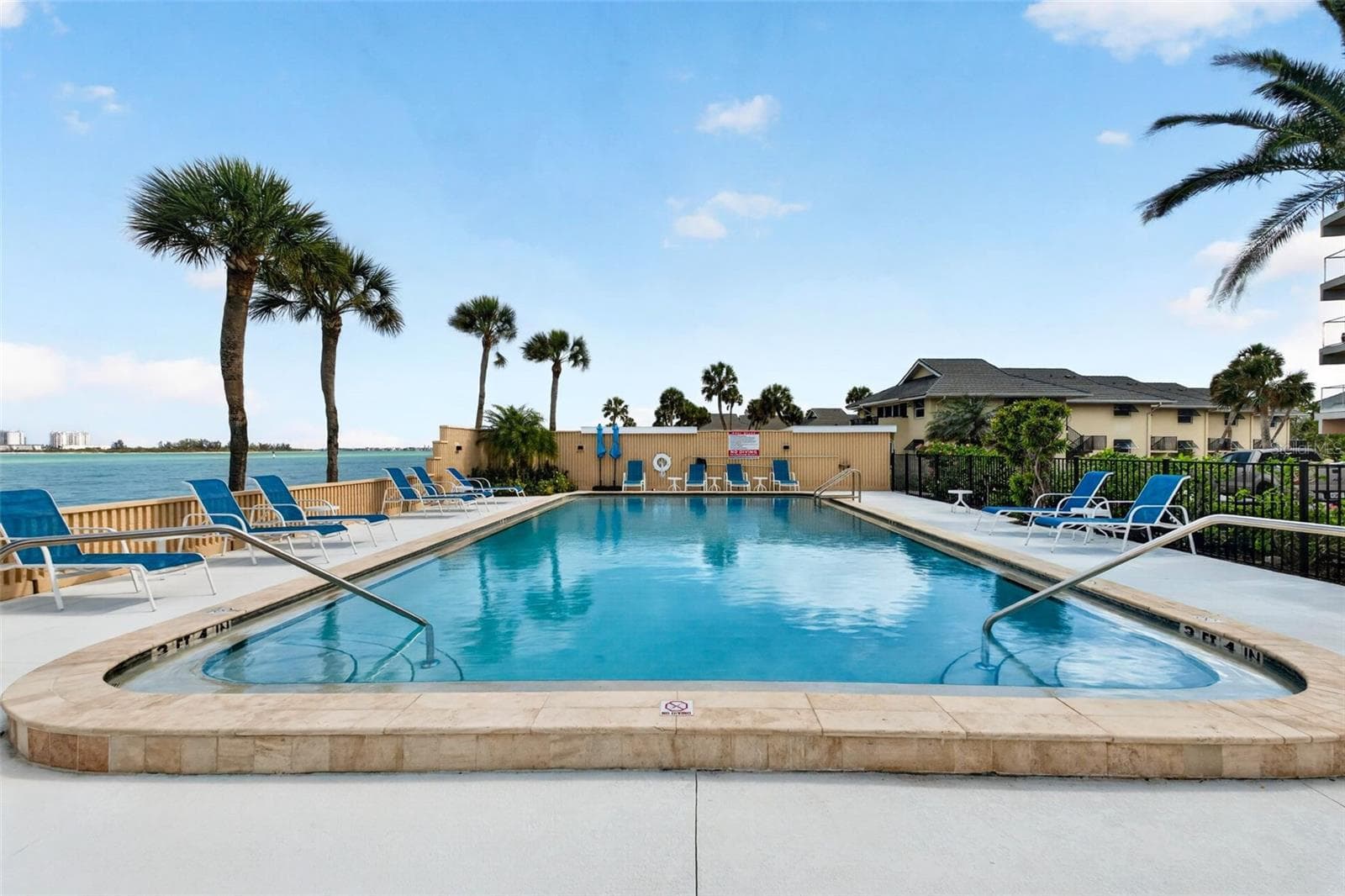 4708 Ocean Boulevard, unit E4 - 4708 OCEAN BLVD #E4, SARASOTA