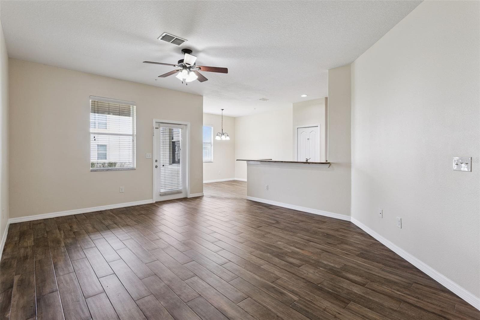 Townhouse at 15515 CAMPDEN ST, WINTER GARDEN, photo 5 of 48