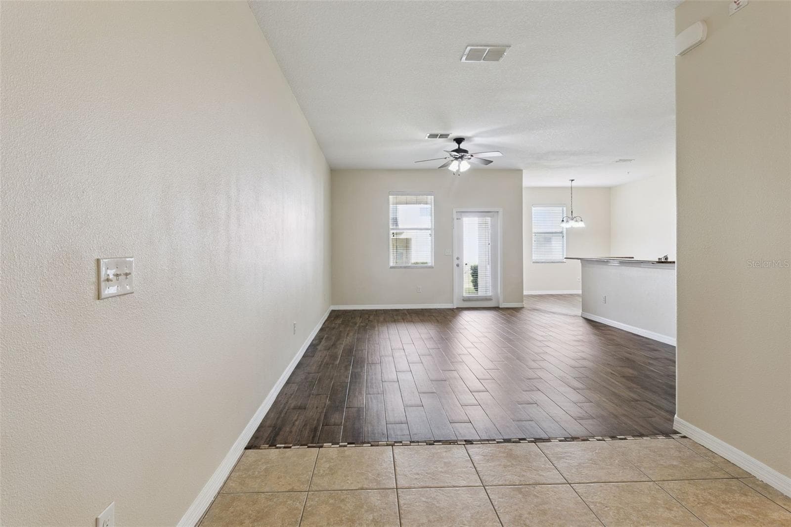 Townhouse at 15515 CAMPDEN ST, WINTER GARDEN, photo 8 of 48
