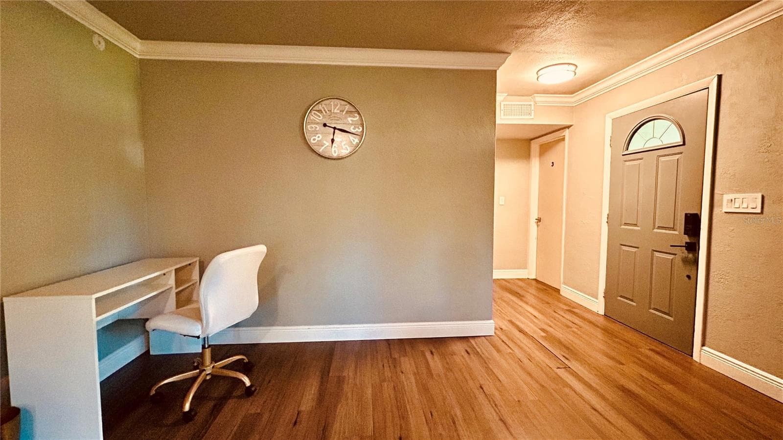 Single Family Residence at 302 FOREST AVE, ALTAMONTE SPRINGS, photo 9 of 59