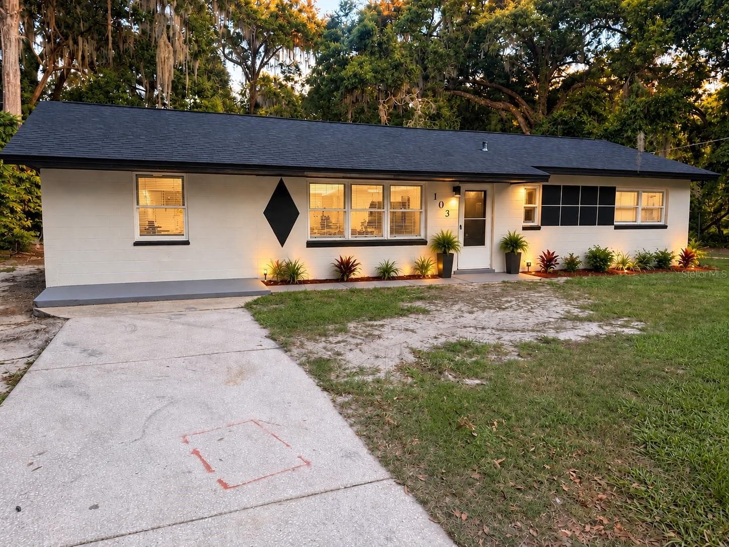 virtually stage - 103 WILLIAMS ST, PALATKA