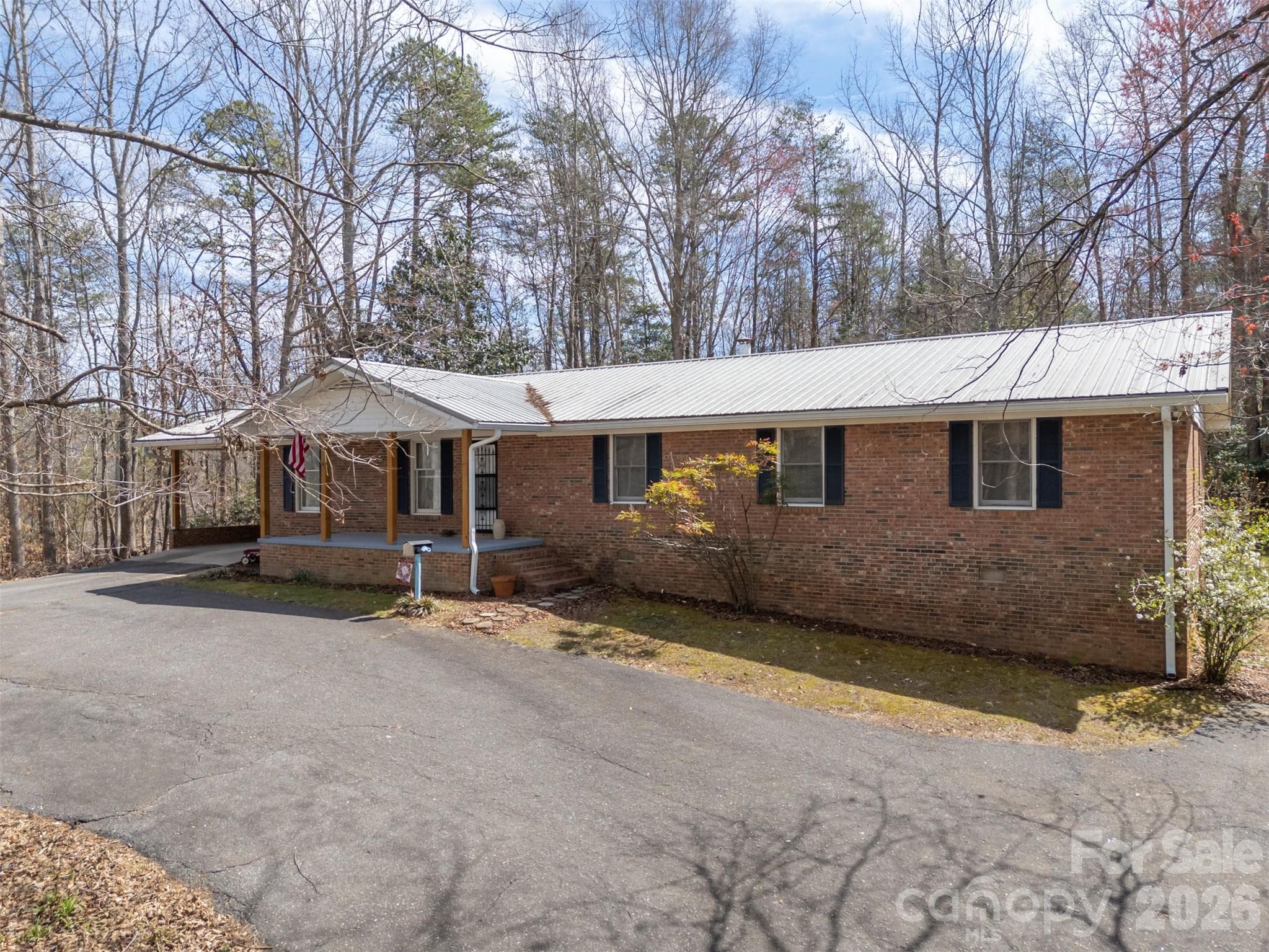Single Family Residence at 582 County Line Road, Rutherfordton, photo 2 of 28