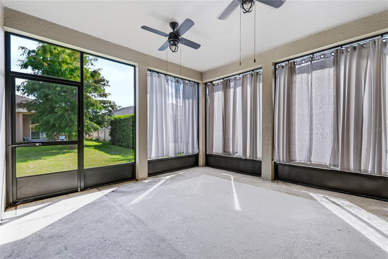 Single Family Residence at 4721 GRASSENDALE TER, SANFORD, photo 22 of 28
