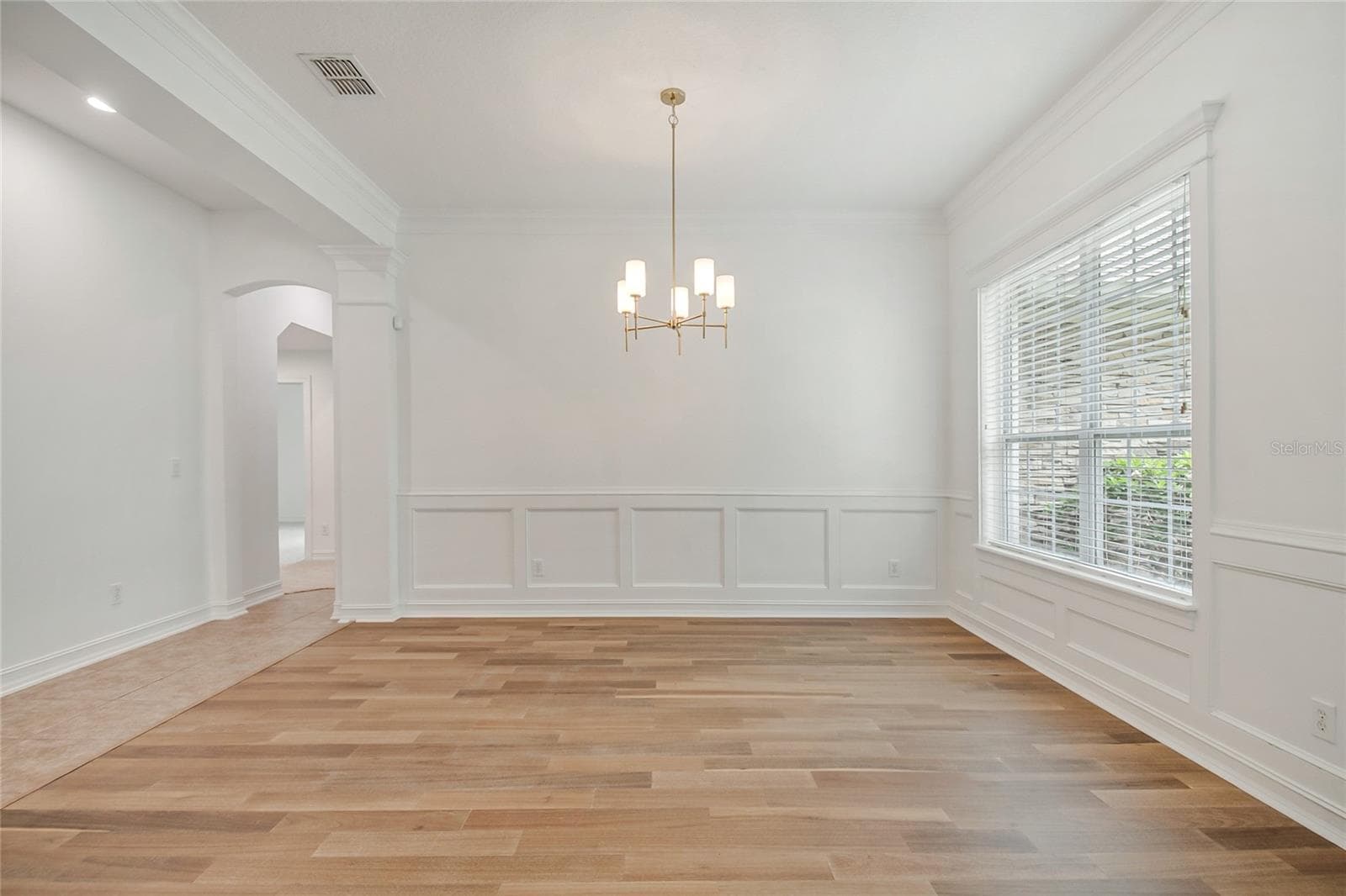 Single Family Residence at 4244 ISLE VISTA AVE, BELLE ISLE, photo 24 of 83
