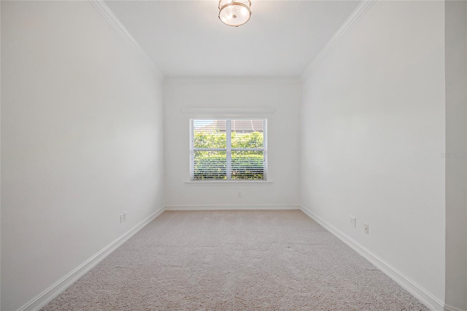 BONUS DEN RETREAT, OFFICE SPACE OR PLAYROOM FOR KIDS DOWSTAIRS - 4244 ISLE VISTA AVE, BELLE ISLE