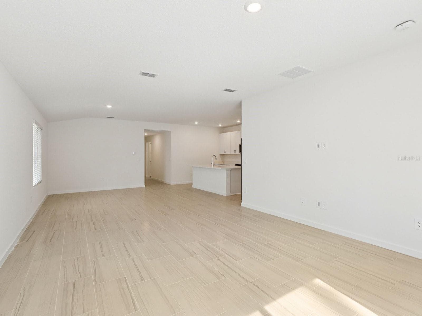Photo is not of the actual home, but is an inspirational photo of builder’s model home and may depict options, furnishings, and/or decorator features that are not included - 124 WANDERING CREEK WAY, PALM COAST