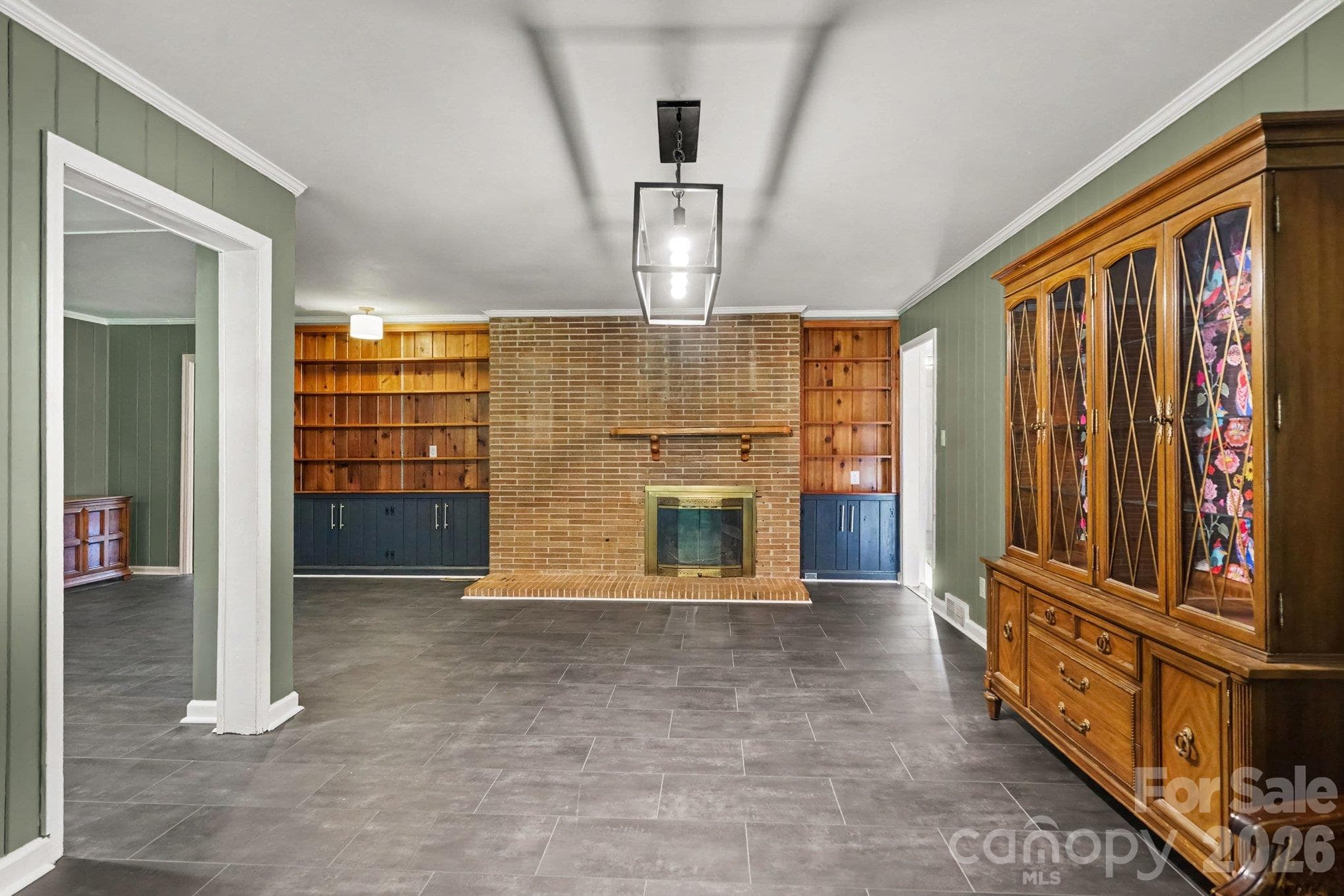Single Family Residence at 6536 Reddman Road, Charlotte, photo 6 of 27