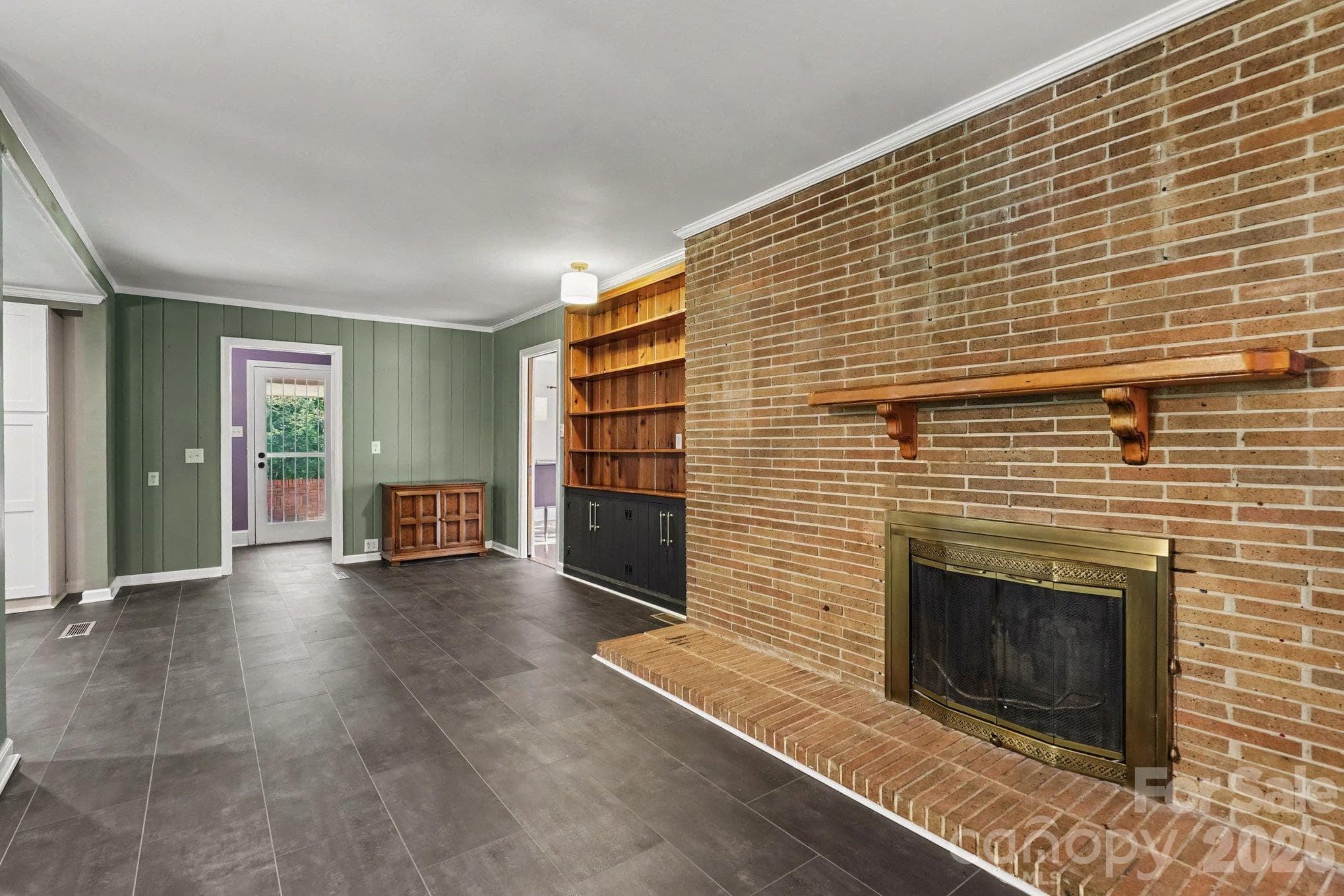 Single Family Residence at 6536 Reddman Road, Charlotte, photo 9 of 27