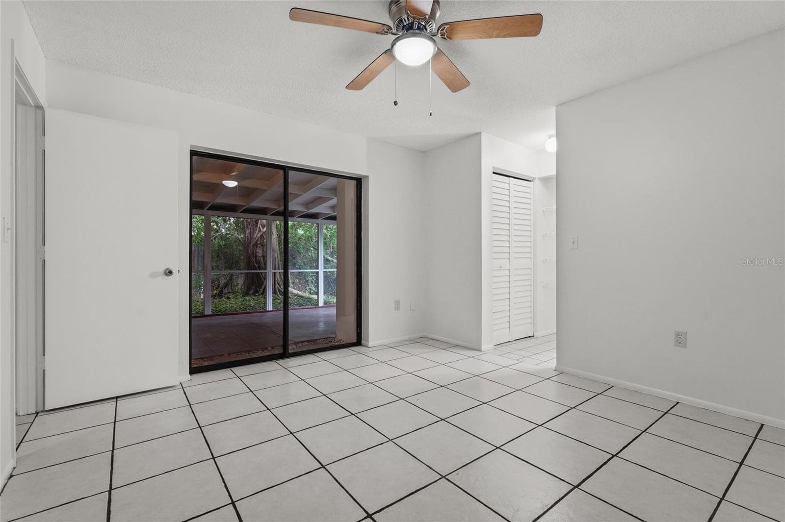 Duplex at 4749 DAVID AVE, SARASOTA, photo 25 of 47