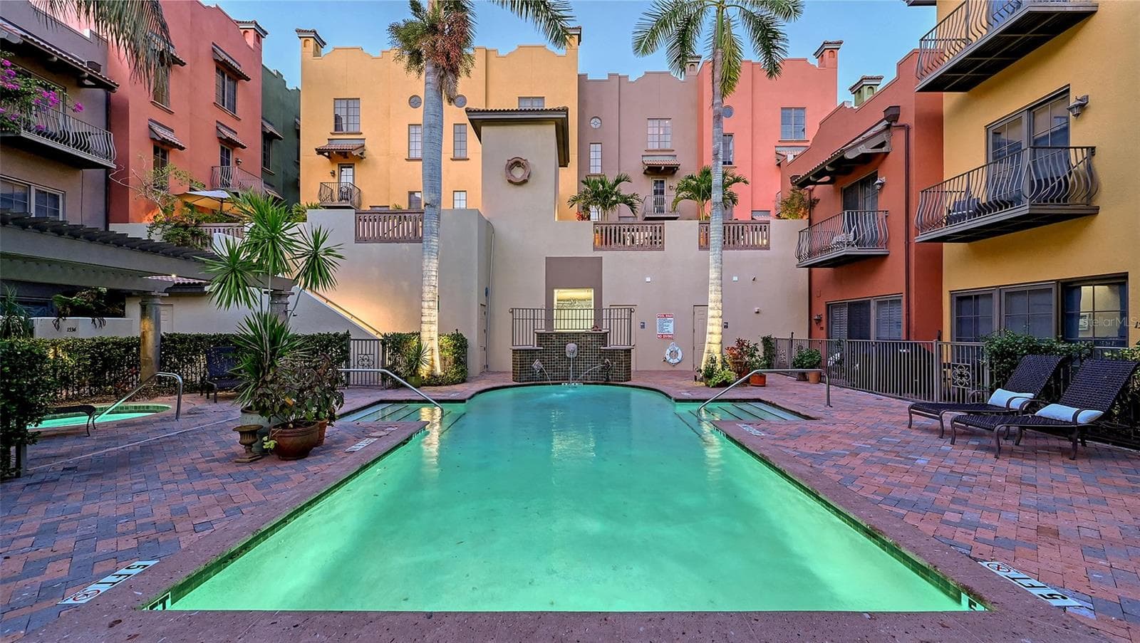 Townhouse at 1513 OAK ST #18, SARASOTA, photo 46 of 50