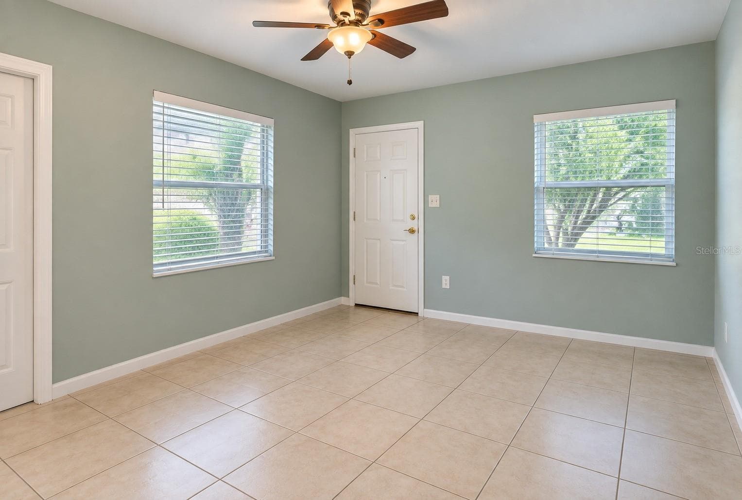 Single Family Residence at 800 DORADO AVE, ORLANDO, photo 6 of 11