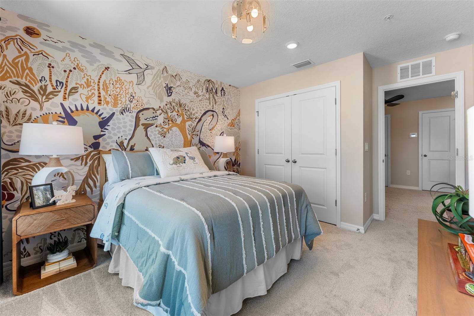 Townhouse at 656 EMERALD GROVE DR, APOPKA, photo 15 of 25