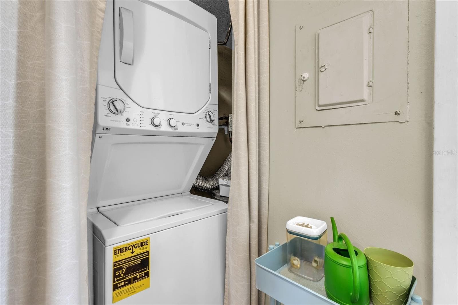 Utility Closet with Washer & Dryer - 3811 N OAK DR #E51, TAMPA