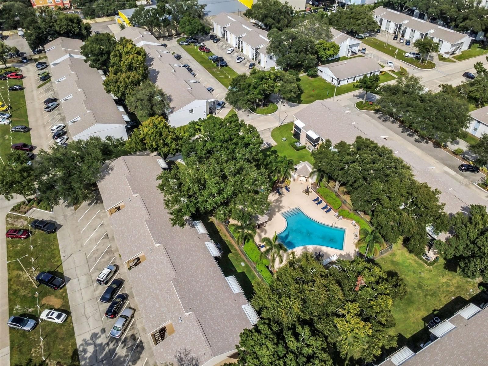 Condominium at 3811 N OAK DR #E51, TAMPA, photo 28 of 34