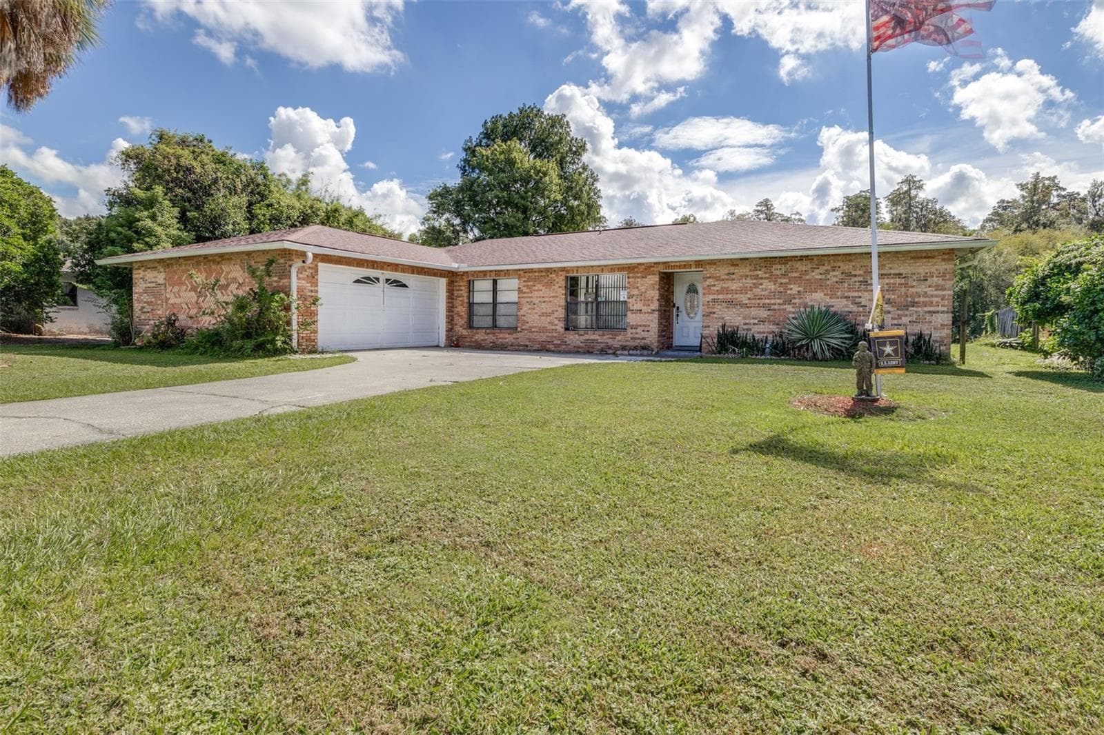 Single Family Residence at 23414 CHERBOURG LOOP, LAND O LAKES, photo 3 of 54