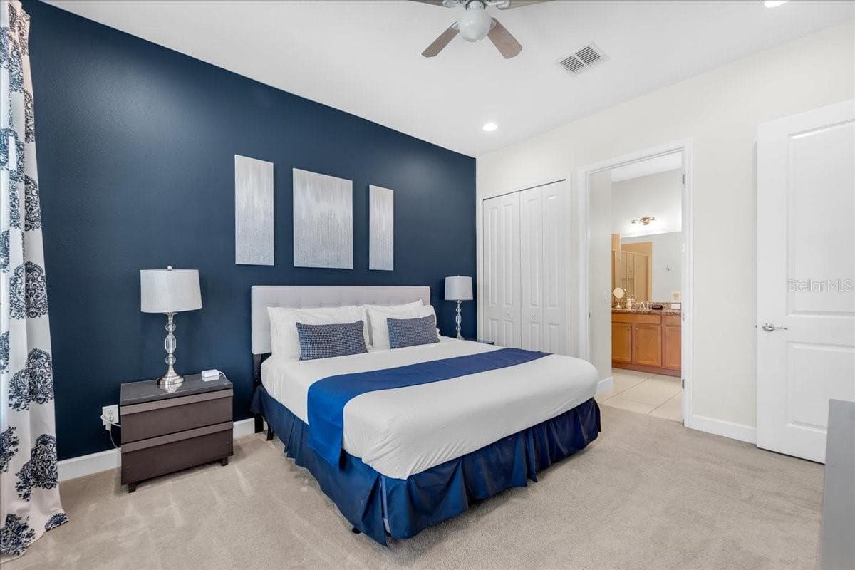 Townhouse at 390 CAPTIVA DR, DAVENPORT, photo 11 of 103