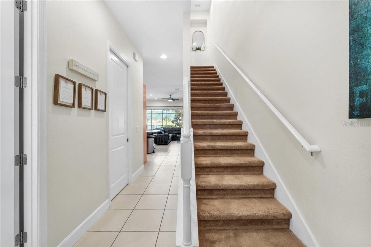 Townhouse at 390 CAPTIVA DR, DAVENPORT, photo 33 of 103
