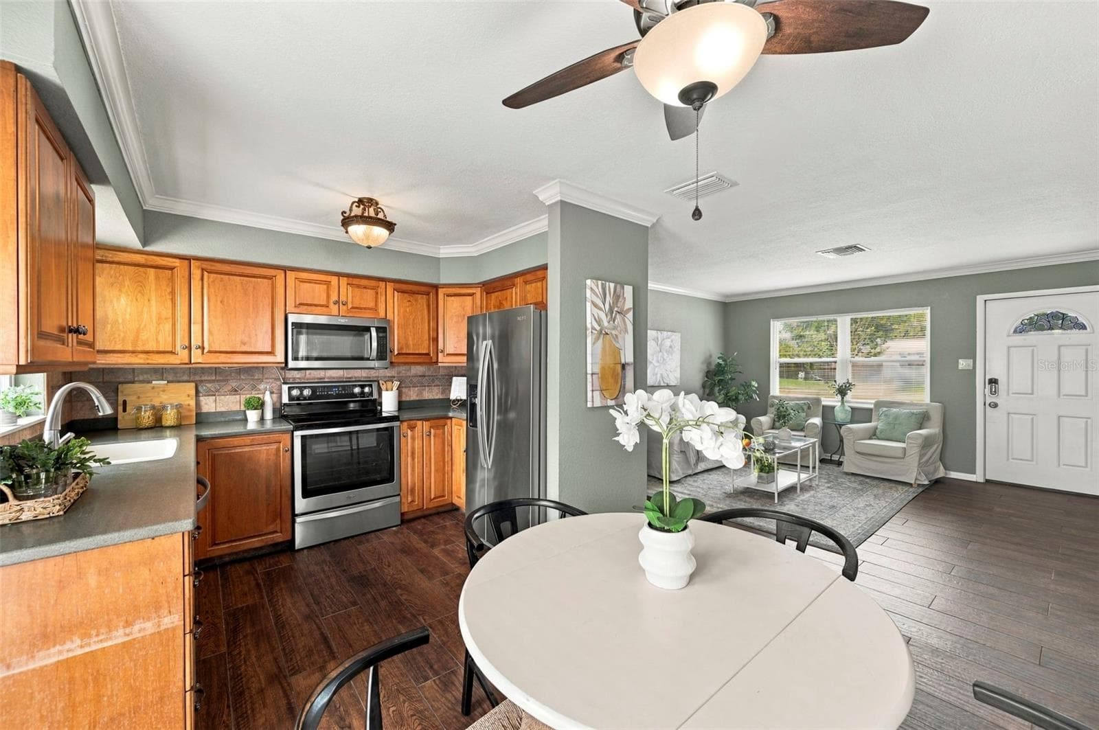Solid wood cabinets and stainless steel appliances in the Kitchen - 620 PALM PL, SAFETY HARBOR