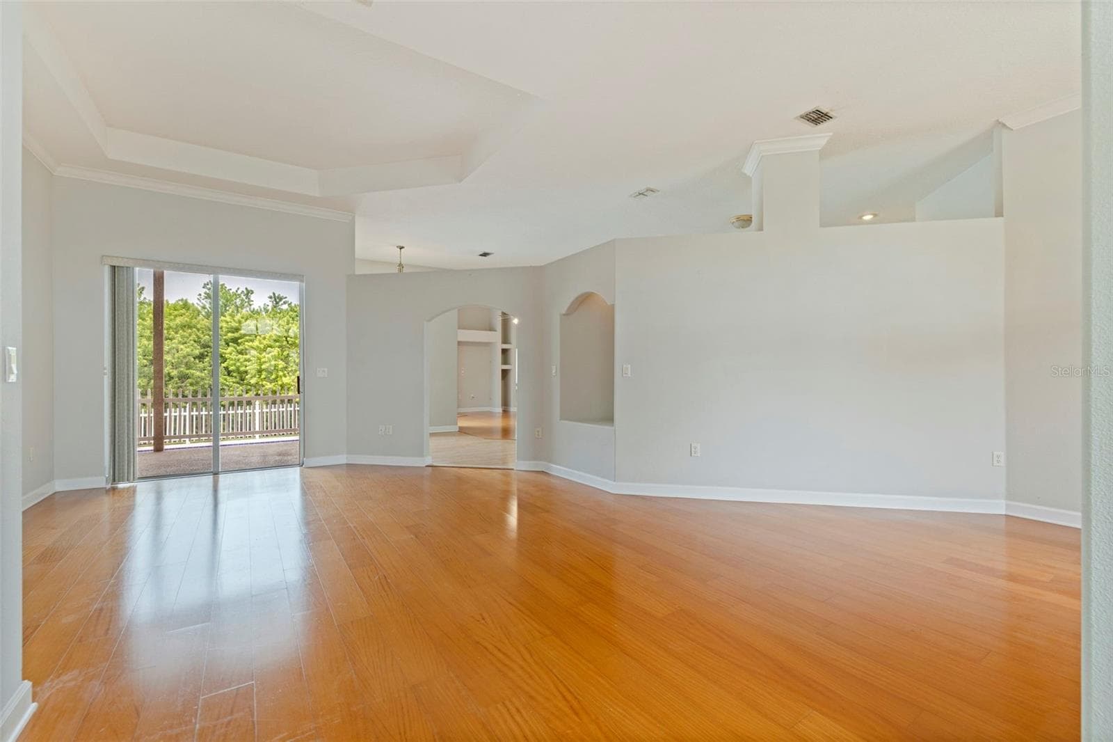Single Family Residence at 7380 PEBBLE BEACH LN, SEMINOLE, photo 7 of 81
