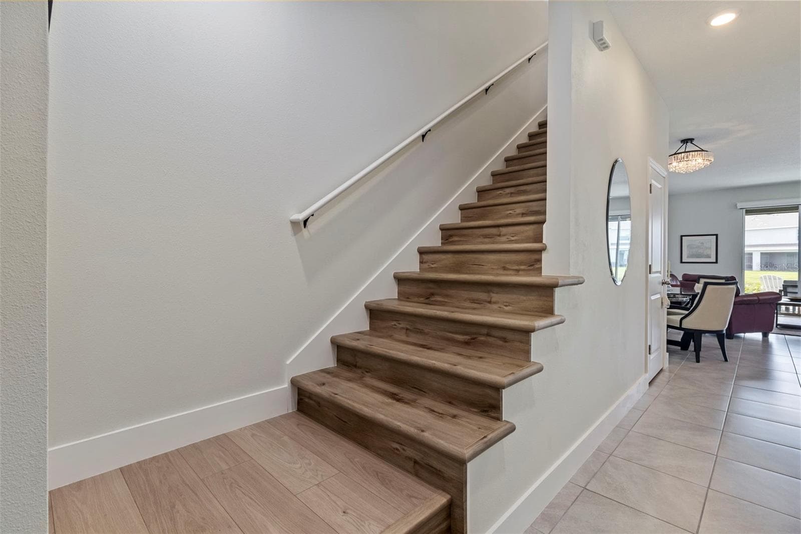 Townhouse at 8915 MILESTONE DR, SARASOTA, photo 5 of 38