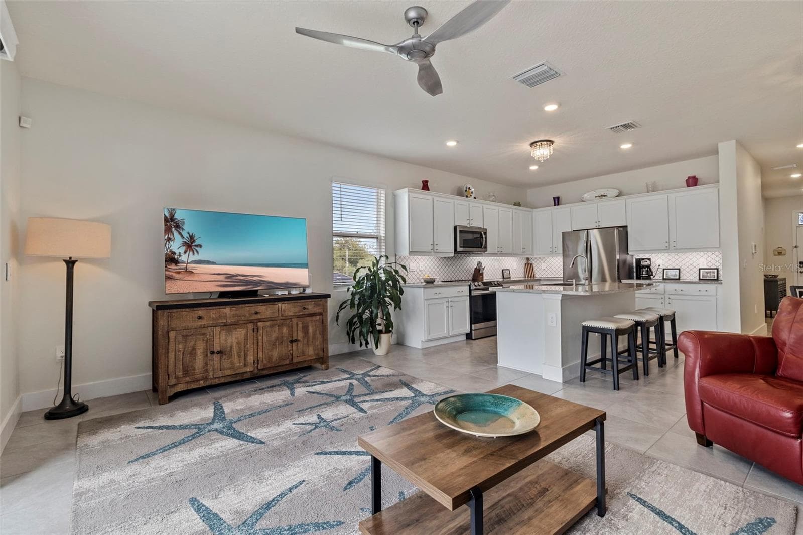 Townhouse at 8915 MILESTONE DR, SARASOTA, photo 12 of 38