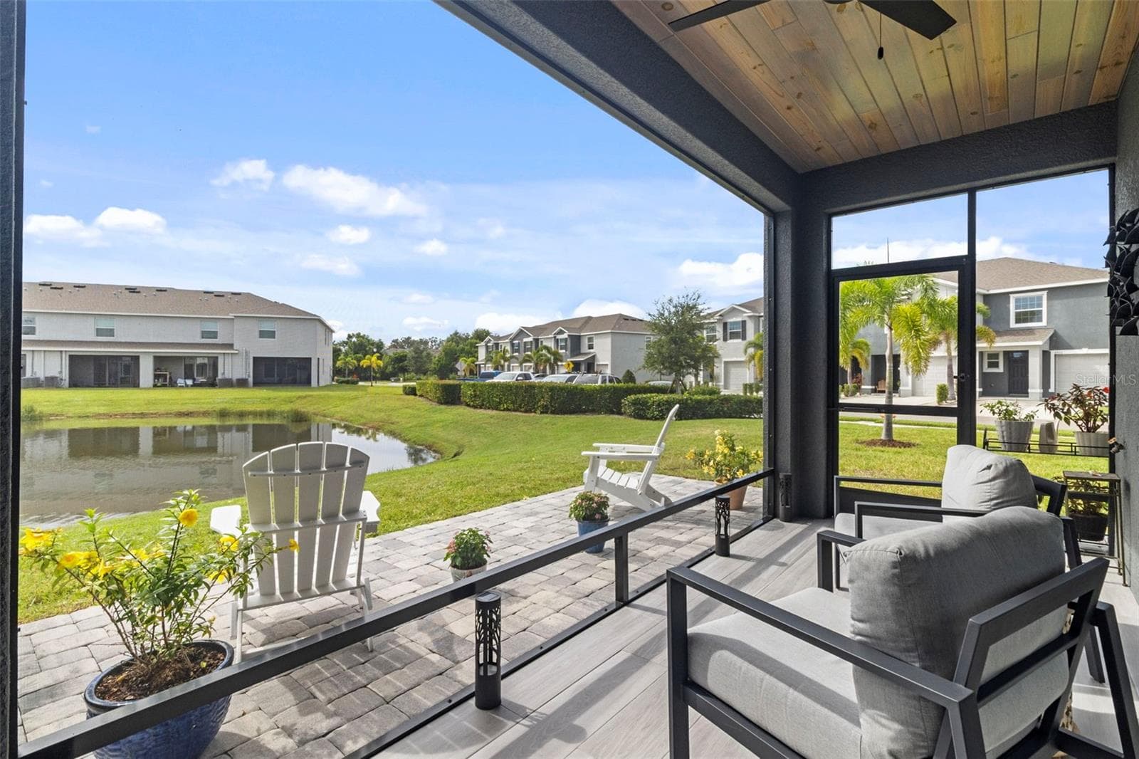 Townhouse at 8915 MILESTONE DR, SARASOTA, photo 15 of 38