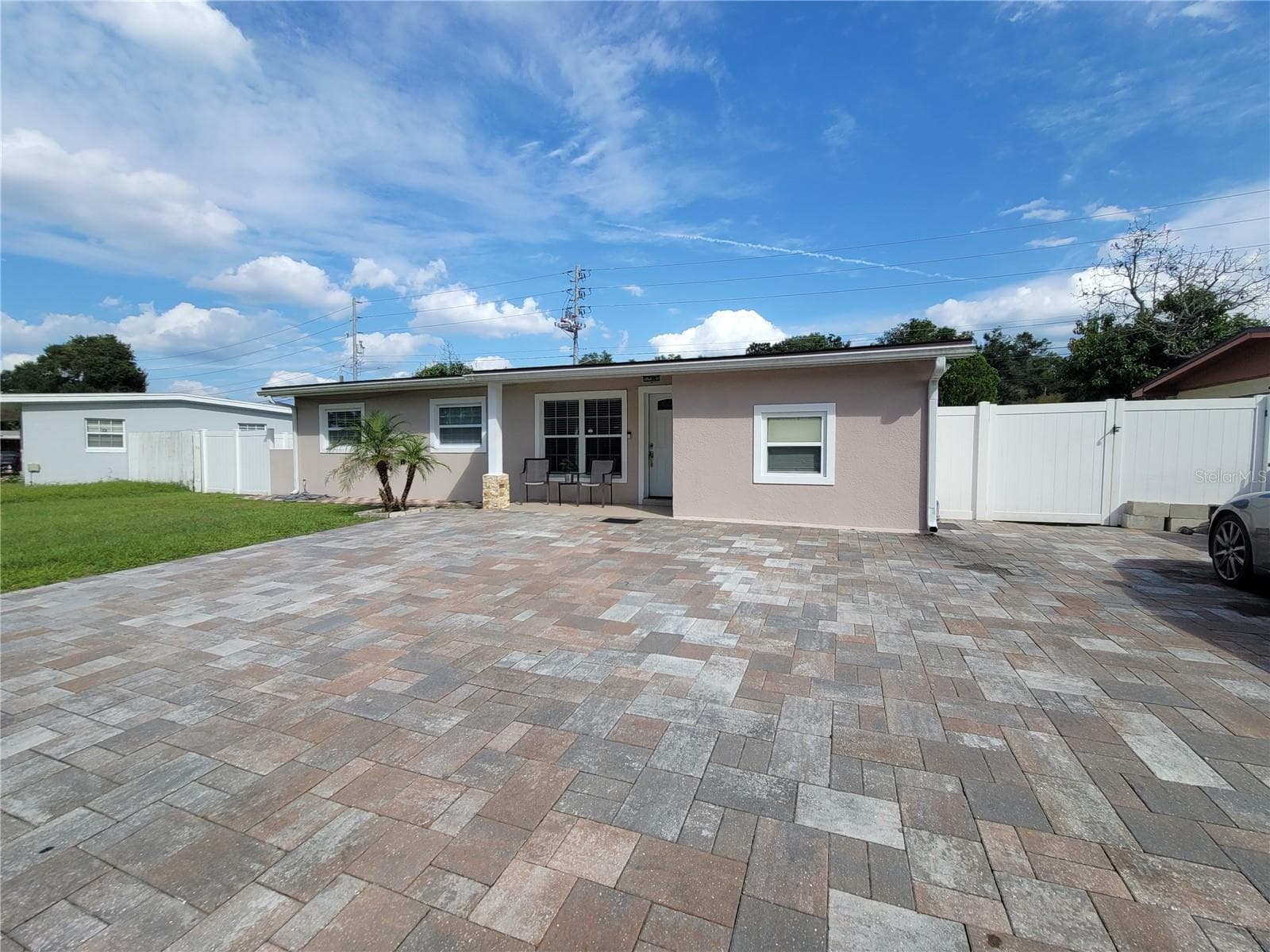 Single Family Residence at 7228 LEIGHTON WAY, ORLANDO, photo 2 of 34
