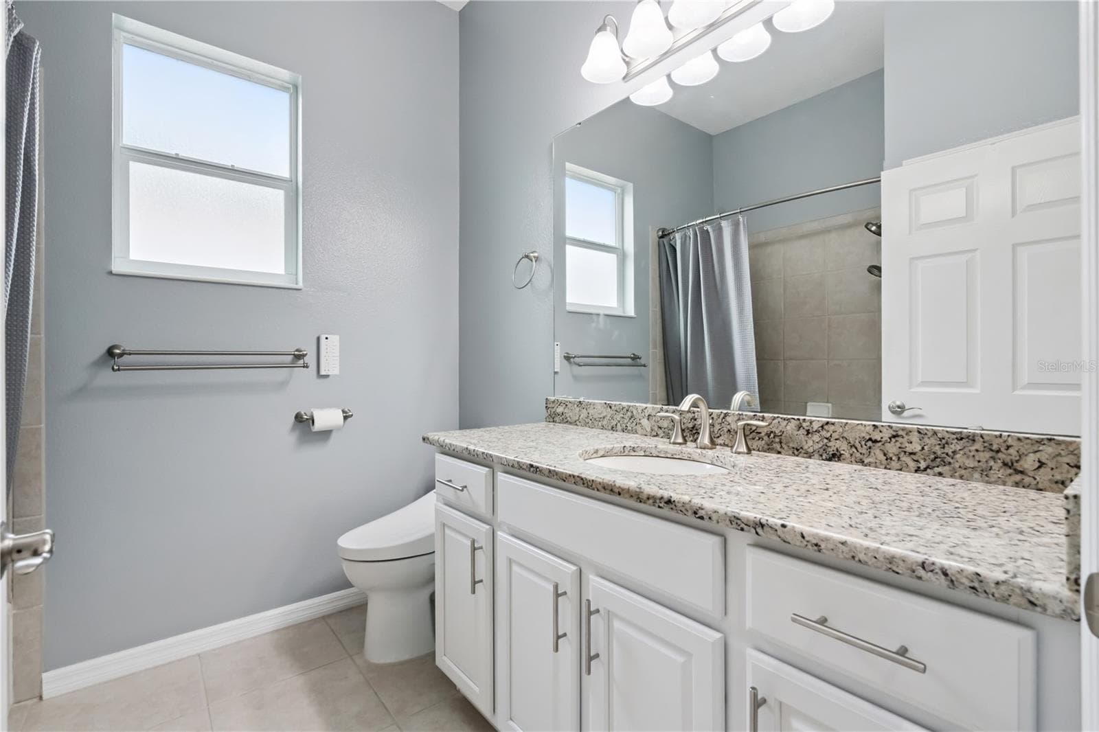 Single Family Residence at 8712 BRIDGEPORT BAY CIR, MOUNT DORA, photo 34 of 90