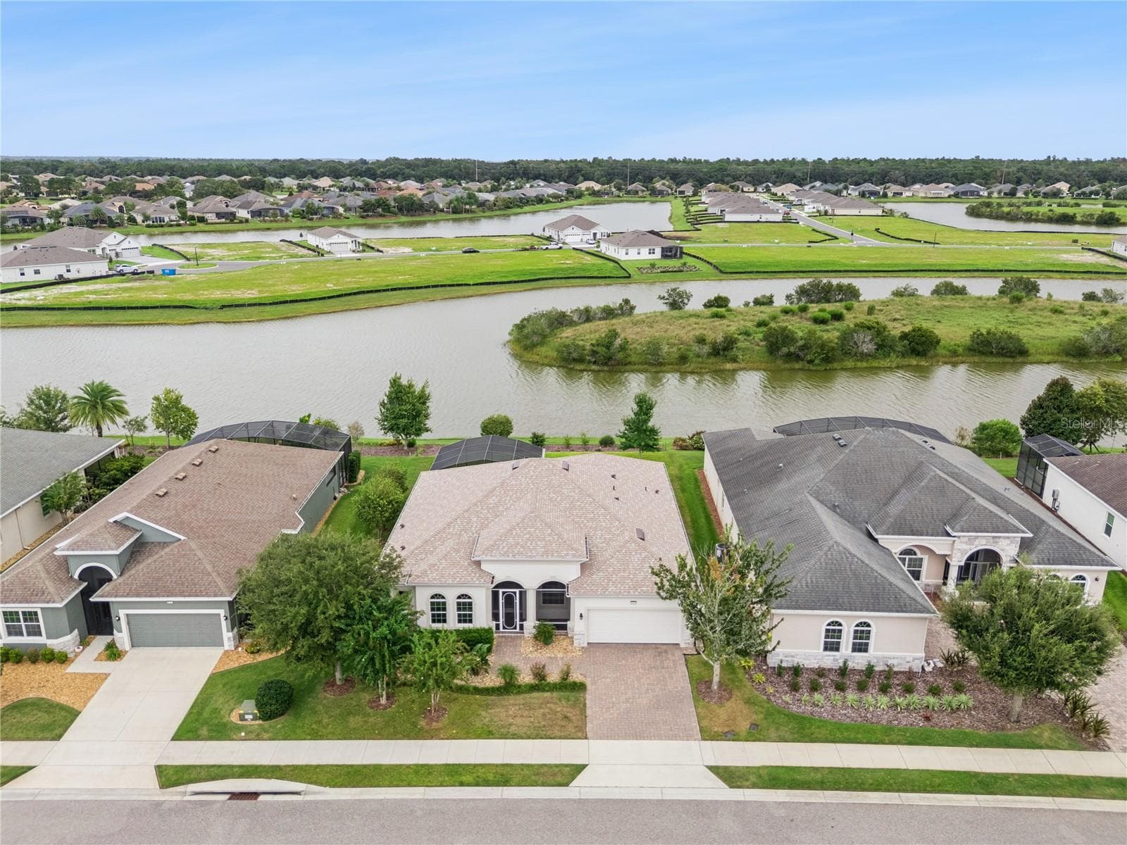 Single Family Residence at 8712 BRIDGEPORT BAY CIR, MOUNT DORA, photo 52 of 90
