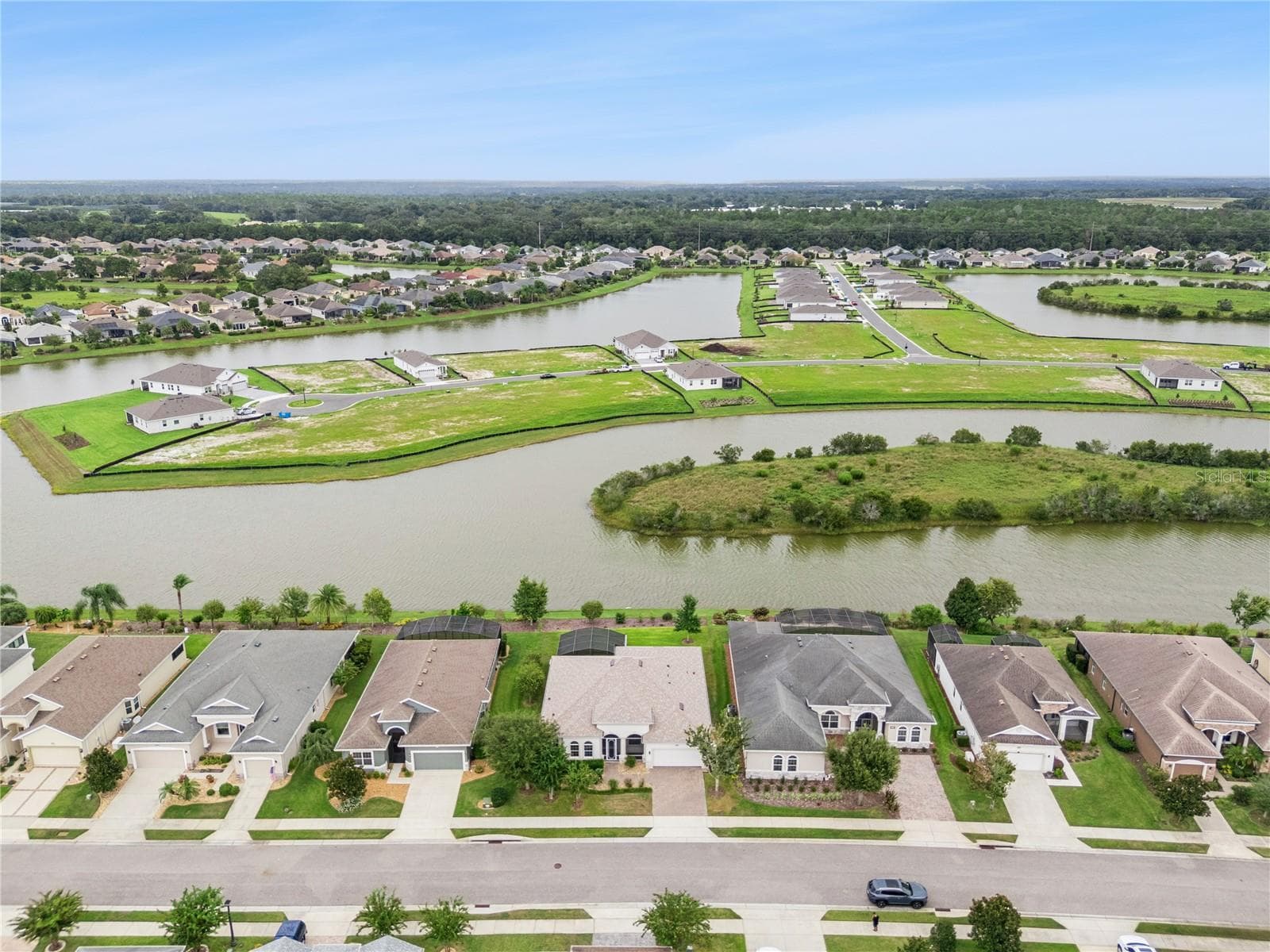 Single Family Residence at 8712 BRIDGEPORT BAY CIR, MOUNT DORA, photo 53 of 90