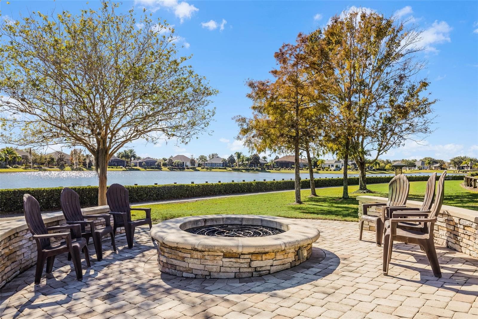 Single Family Residence at 8712 BRIDGEPORT BAY CIR, MOUNT DORA, photo 66 of 90