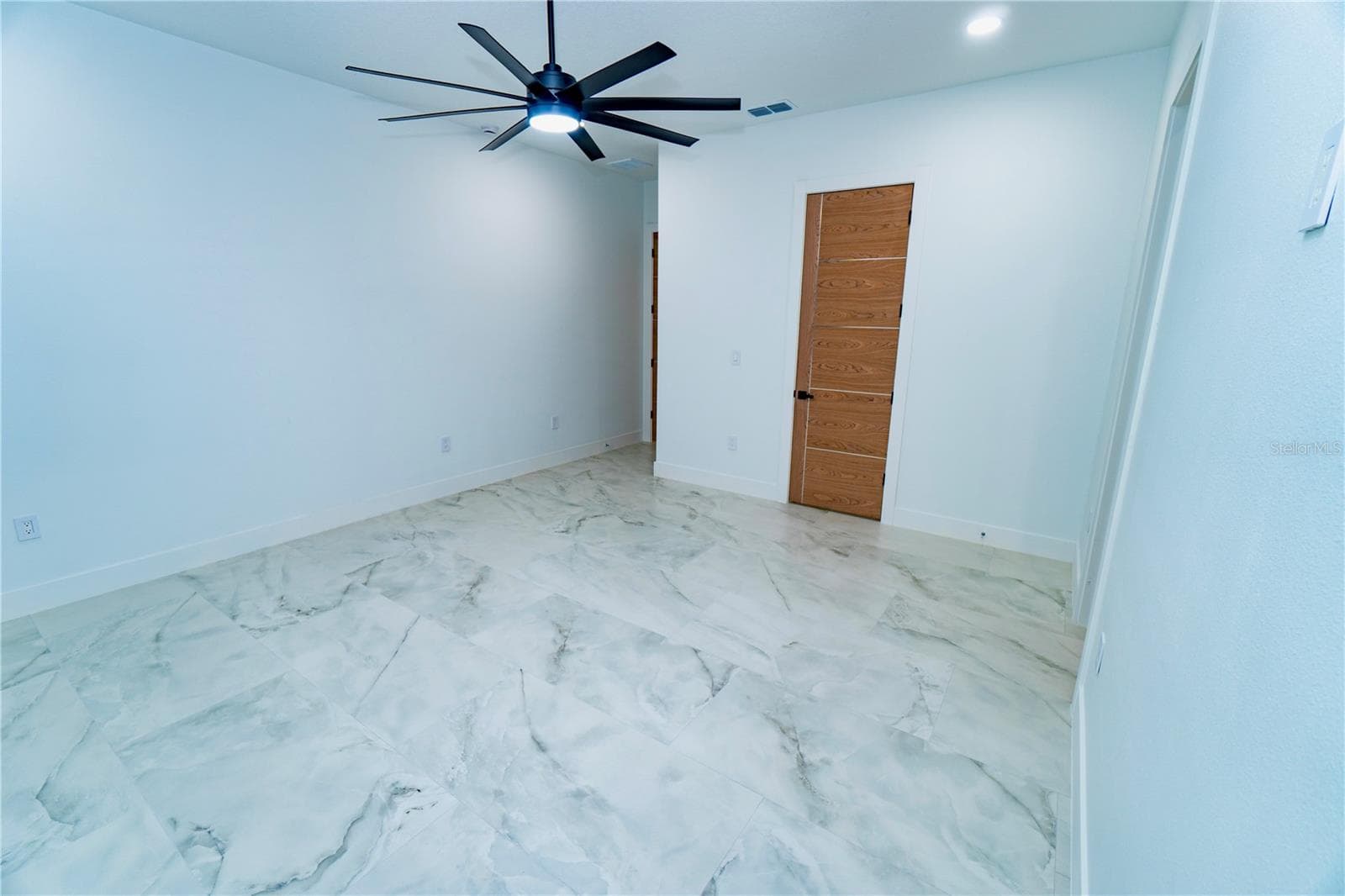 Single Family Residence at 7206 N GRADY AVE, TAMPA, photo 17 of 29