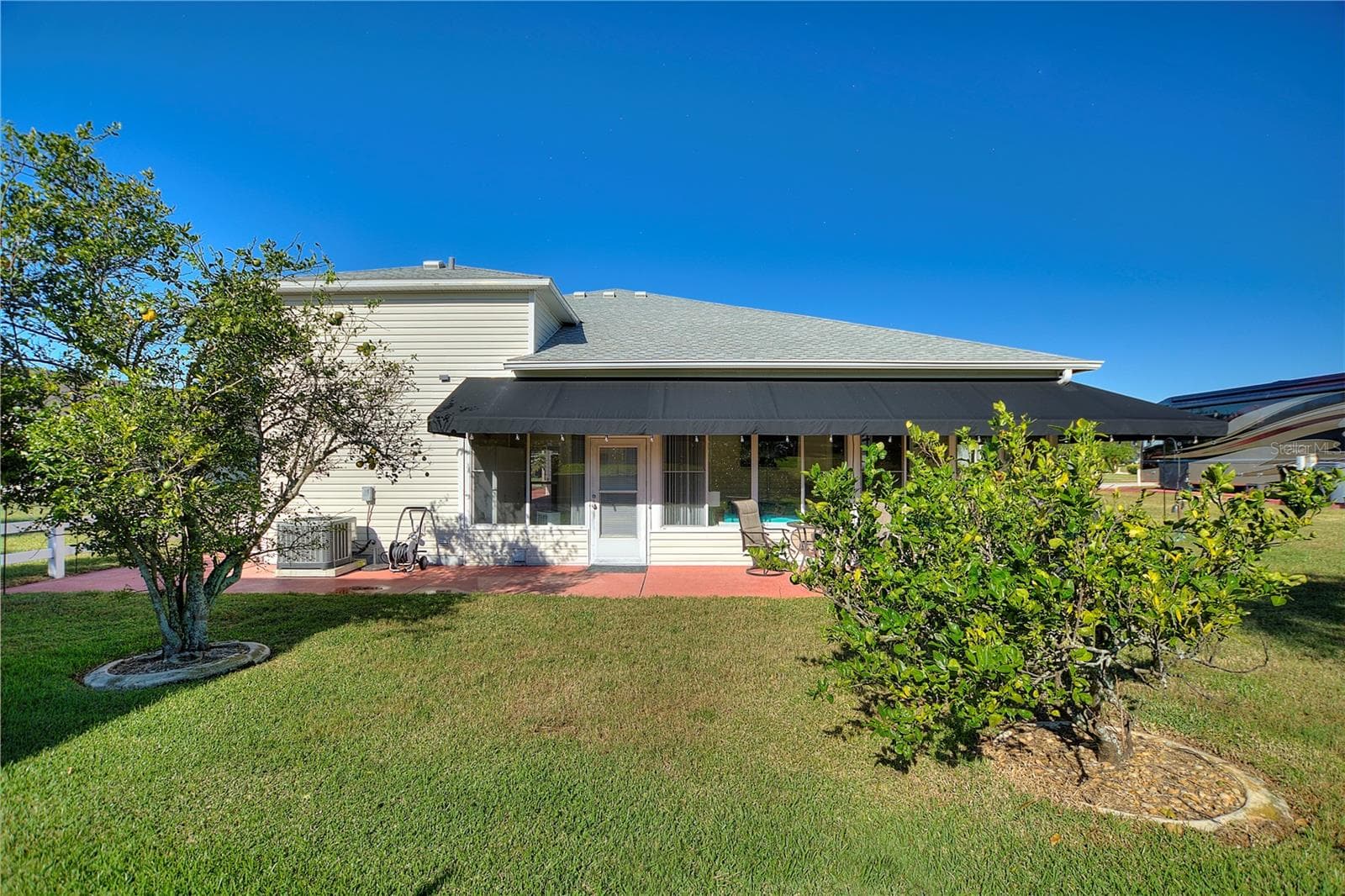 Single Family Residence at 1039 MOTORCOACH DR. DR, POLK CITY, photo 34 of 51