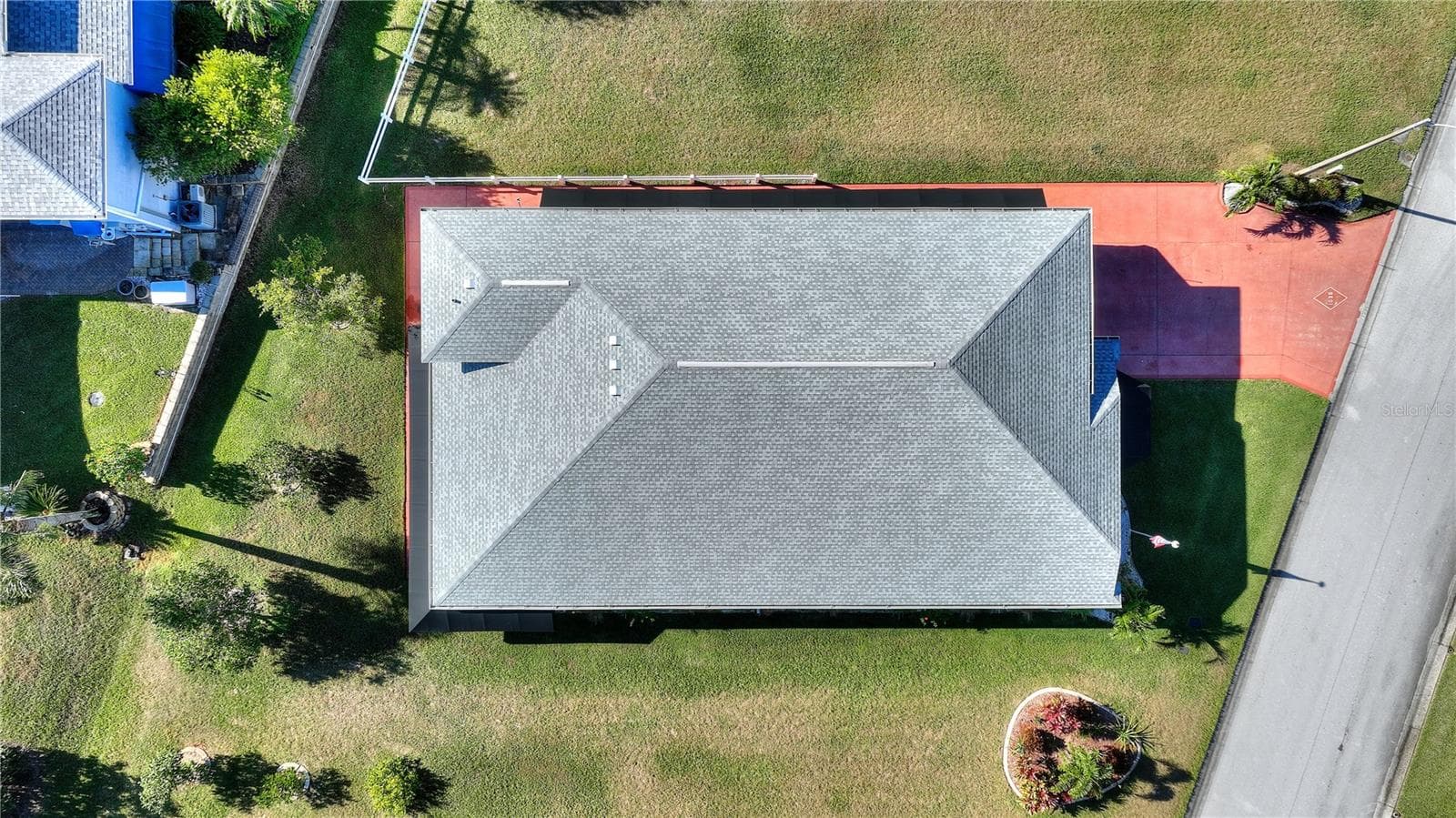 Single Family Residence at 1039 MOTORCOACH DR. DR, POLK CITY, photo 36 of 51