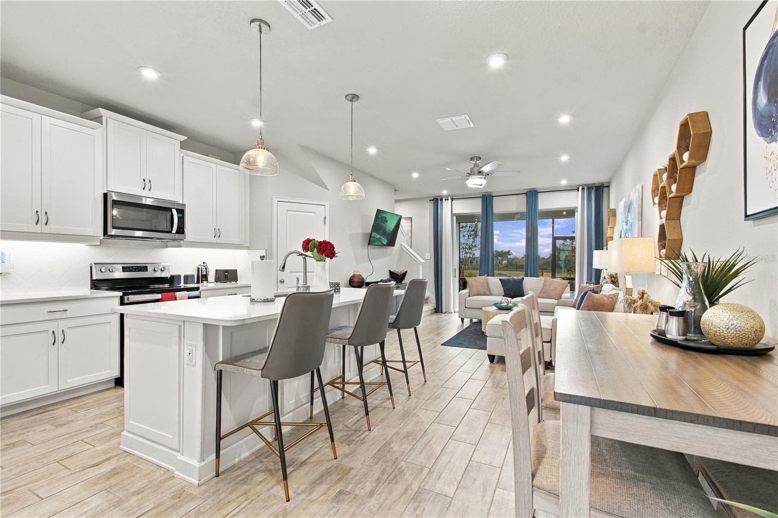 Townhouse at 31564 WOODLAND RACE LOOP, WESLEY CHAPEL, photo 11 of 79