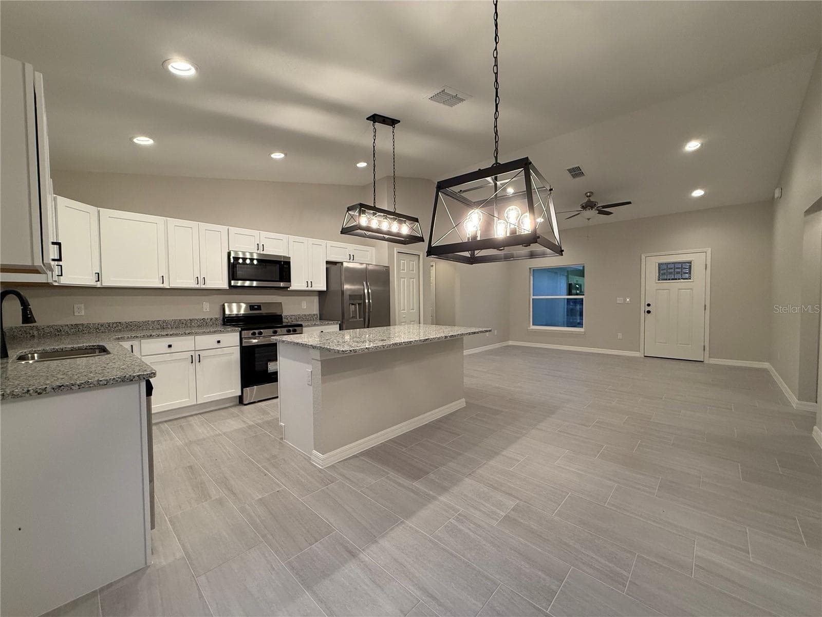 Single Family Residence at 75 LOCUST DR, OCALA, photo 9 of 44