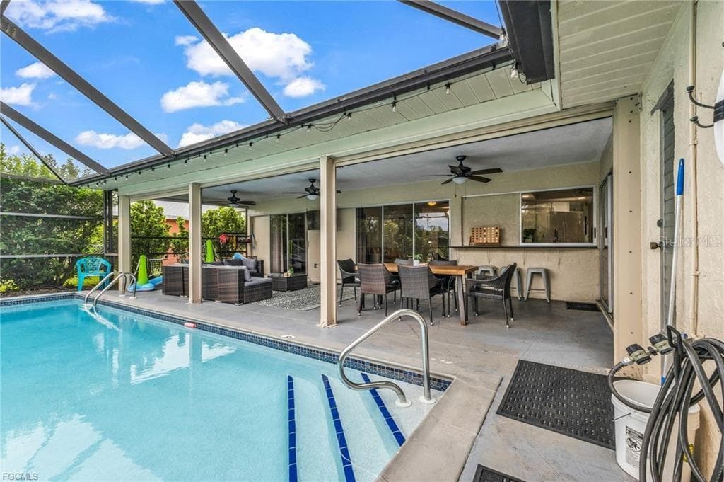 Single Family Residence at 216 SE 30TH TER, CAPE CORAL, photo 25 of 34