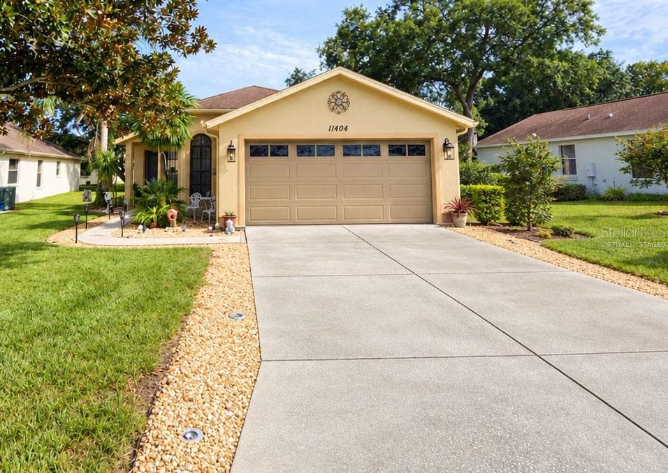 11404 DEERCROFT CT