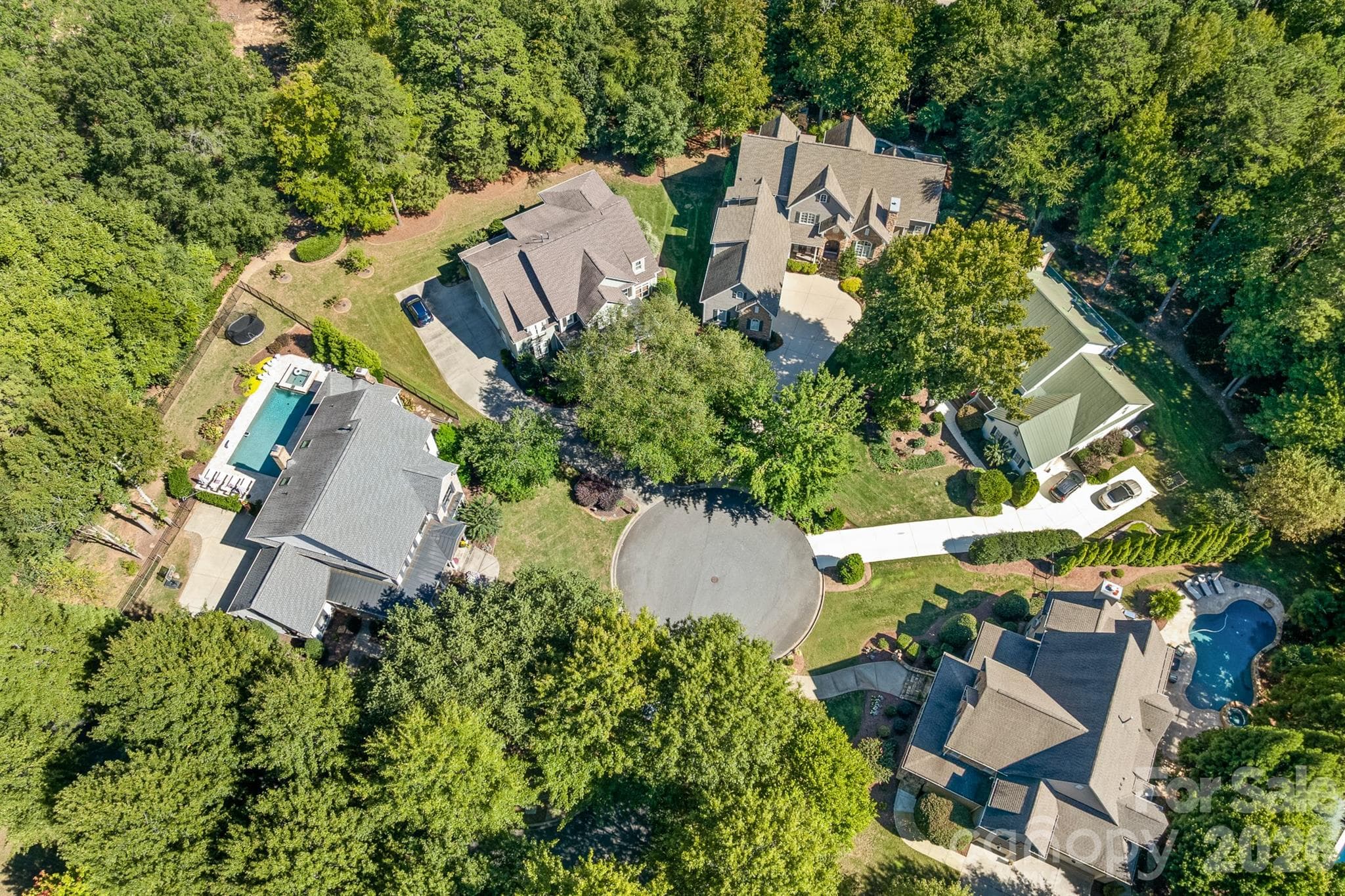 Single Family Residence at 13812 Penick Place, Davidson, photo 2 of 31