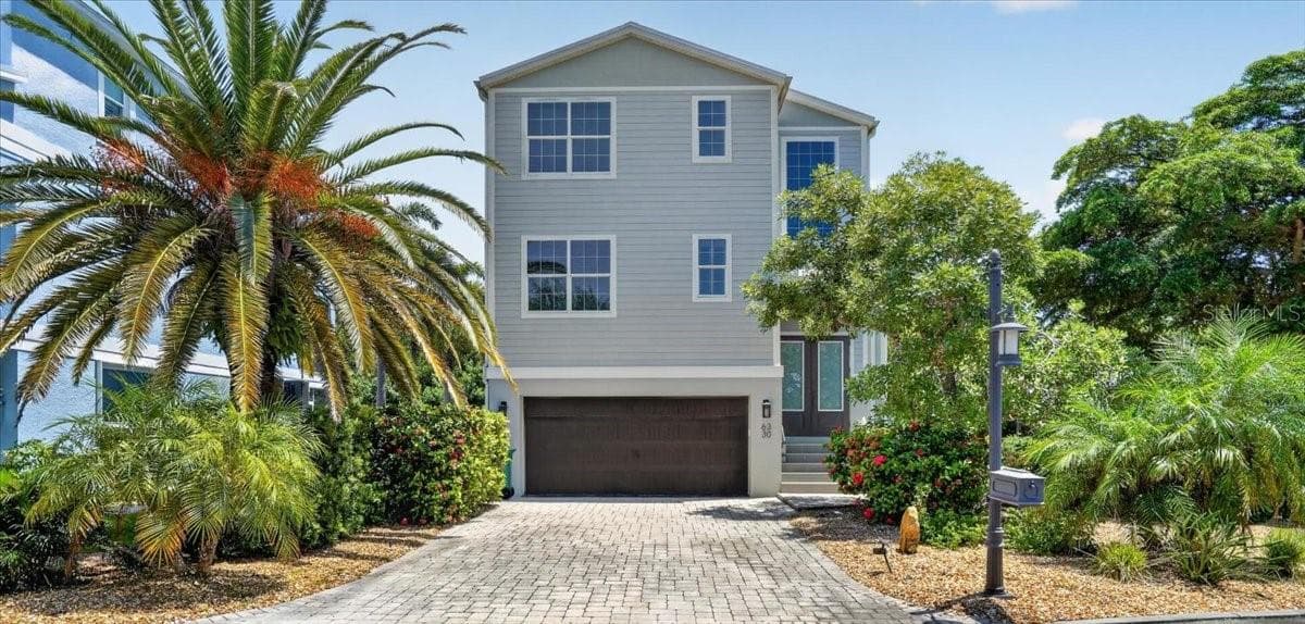 6330 Laguna Dr, Longboat Key, FL 34228 - 6330 LAGUNA DR, LONGBOAT KEY