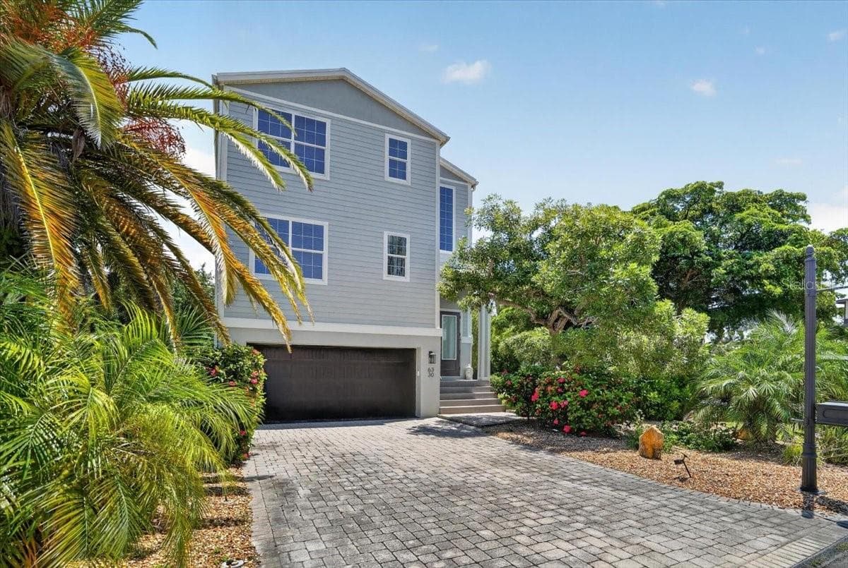 6330 Laguna Dr, Longboat Key, FL 34228 - 6330 LAGUNA DR, LONGBOAT KEY