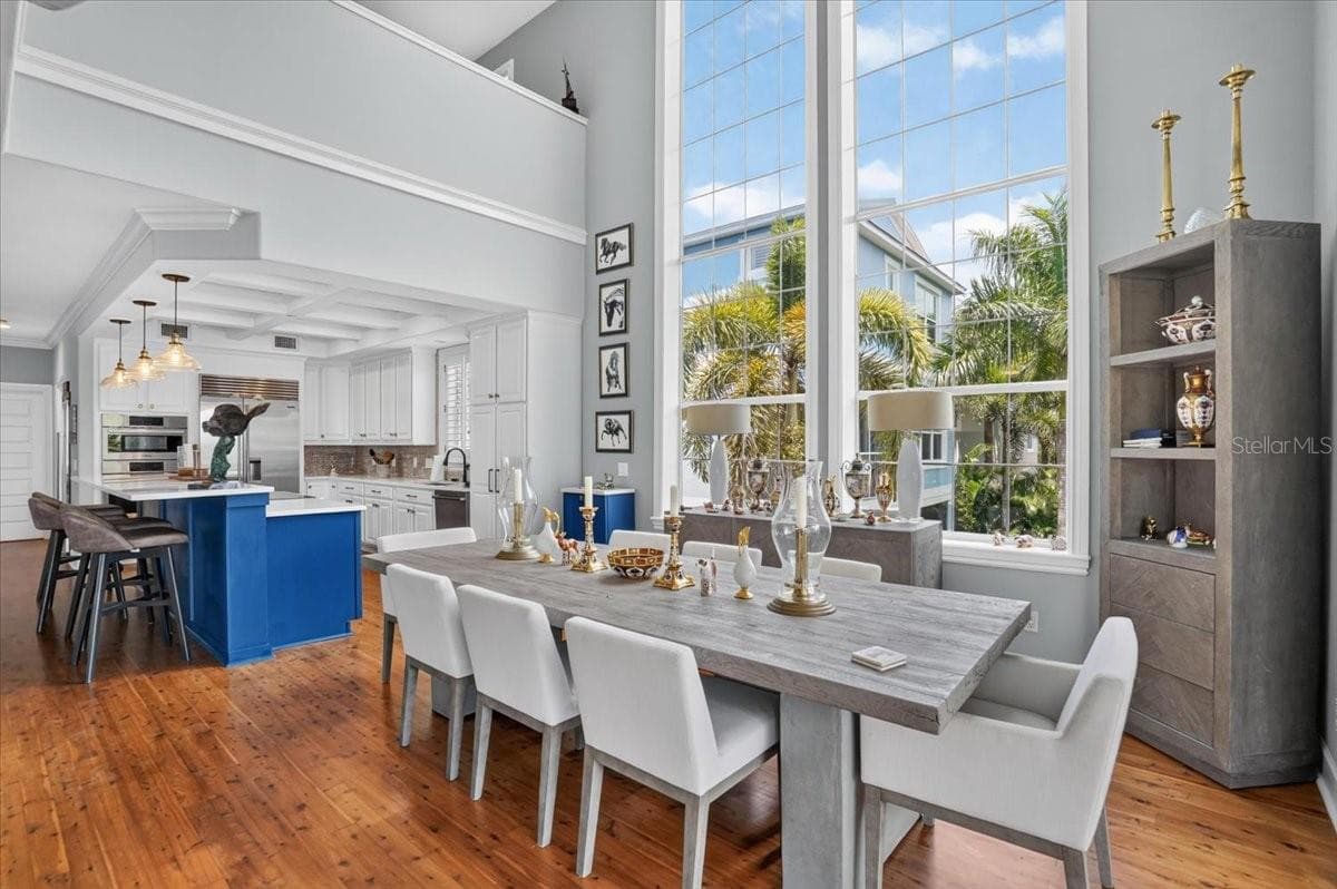 6330 Laguna Dr, Longboat Key, FL 34228 - 6330 LAGUNA DR, LONGBOAT KEY
