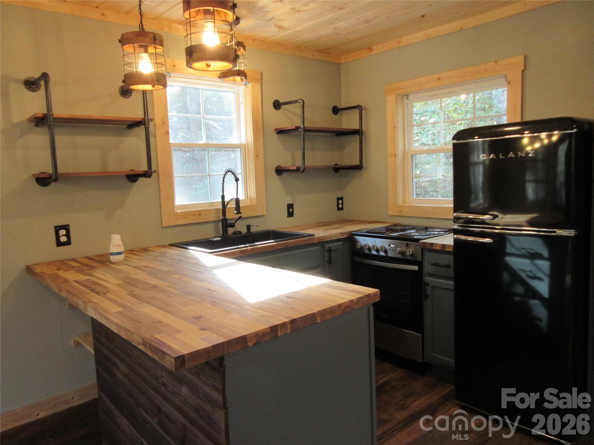 Single Family Residence at Black Mountain, photo 14 of 30
