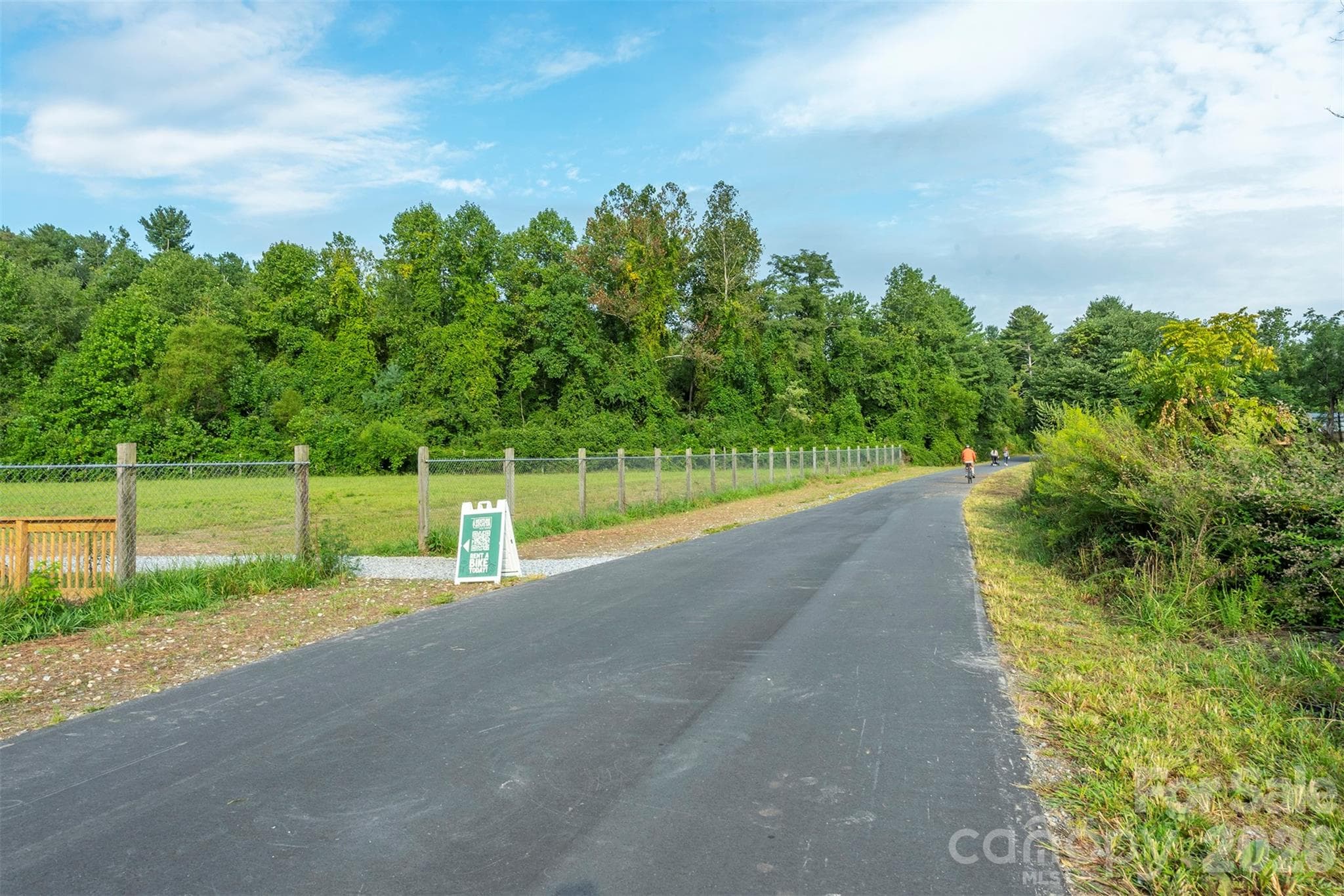 Lot at Hendersonville, photo 26 of 44