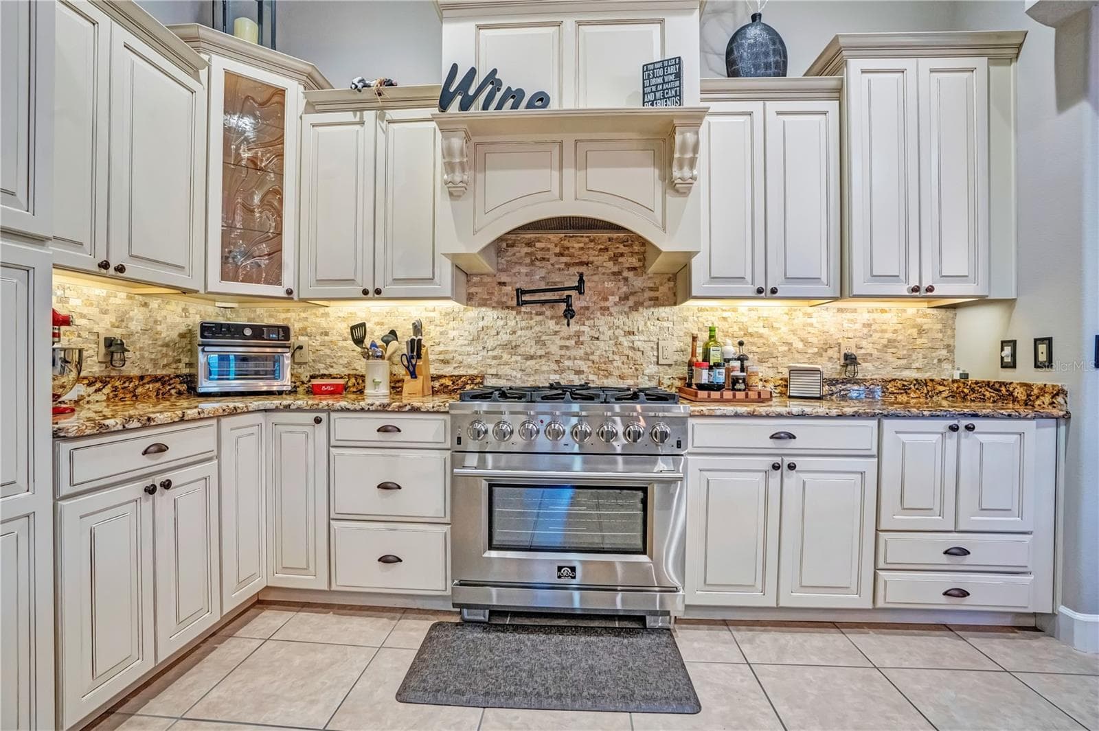 Single Family Residence at 3413 TURNINGWIND LN, WINTER GARDEN, photo 19 of 82