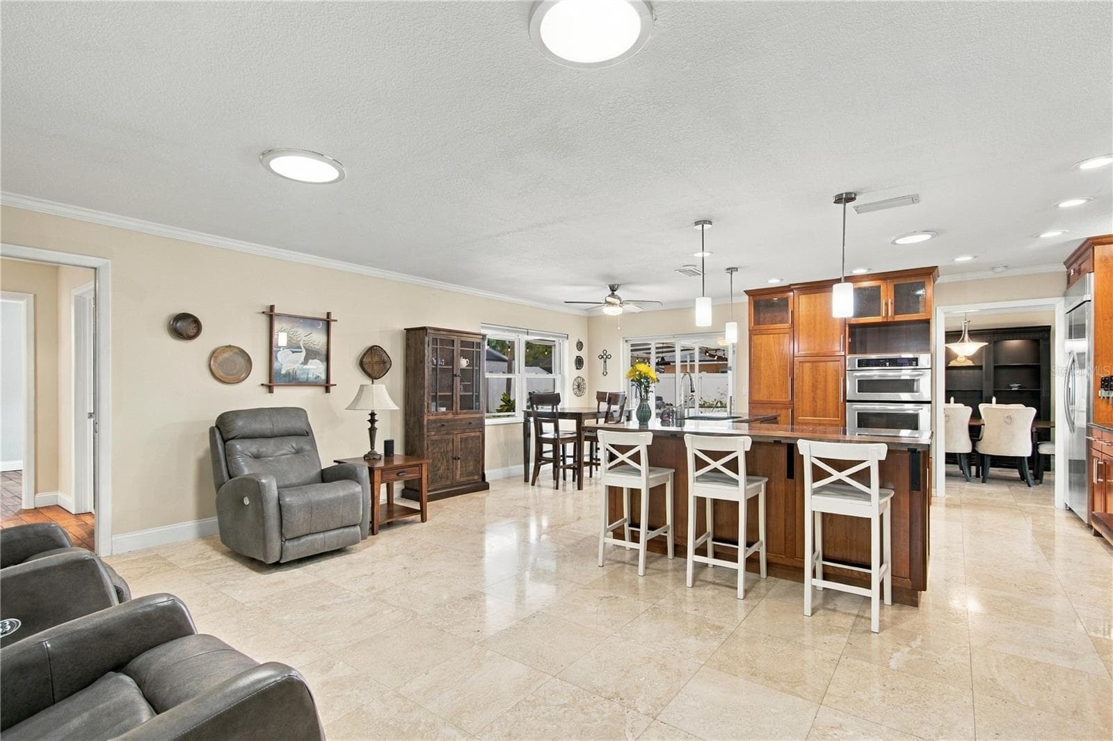 Wide open spaces - 1967 ARVIS CIR E, CLEARWATER